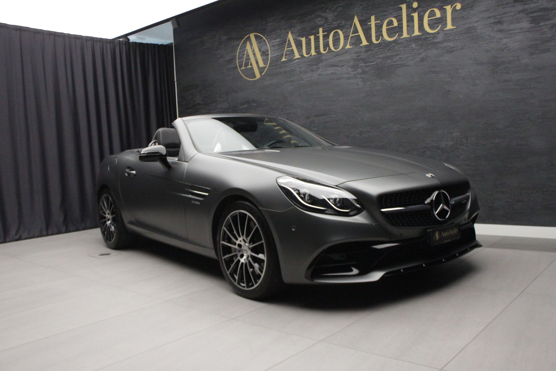 MERCEDES-BENZ SLC 43 AMG 9G-Tronic-image-4