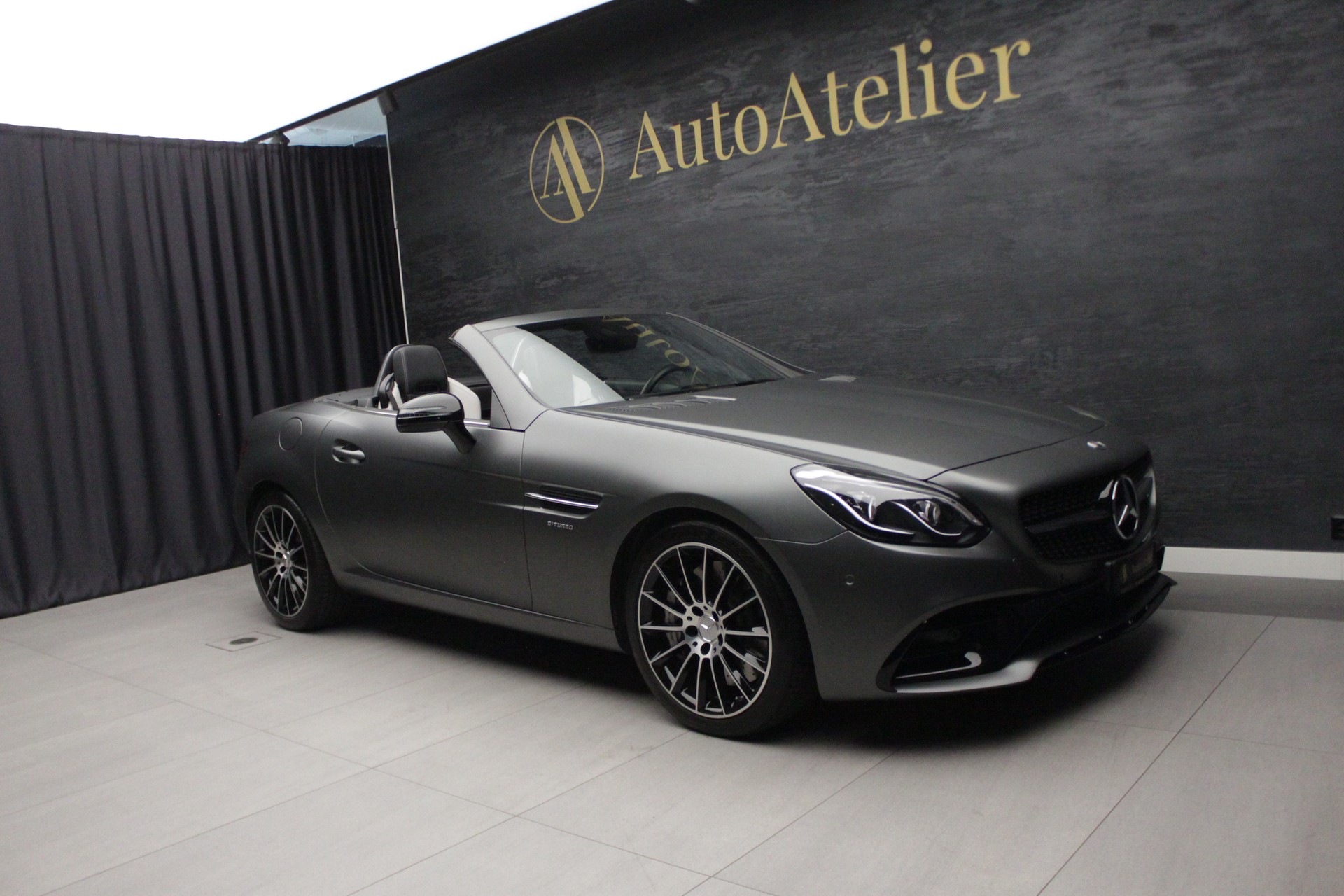 MERCEDES-BENZ SLC 43 AMG 9G-Tronic-image-5