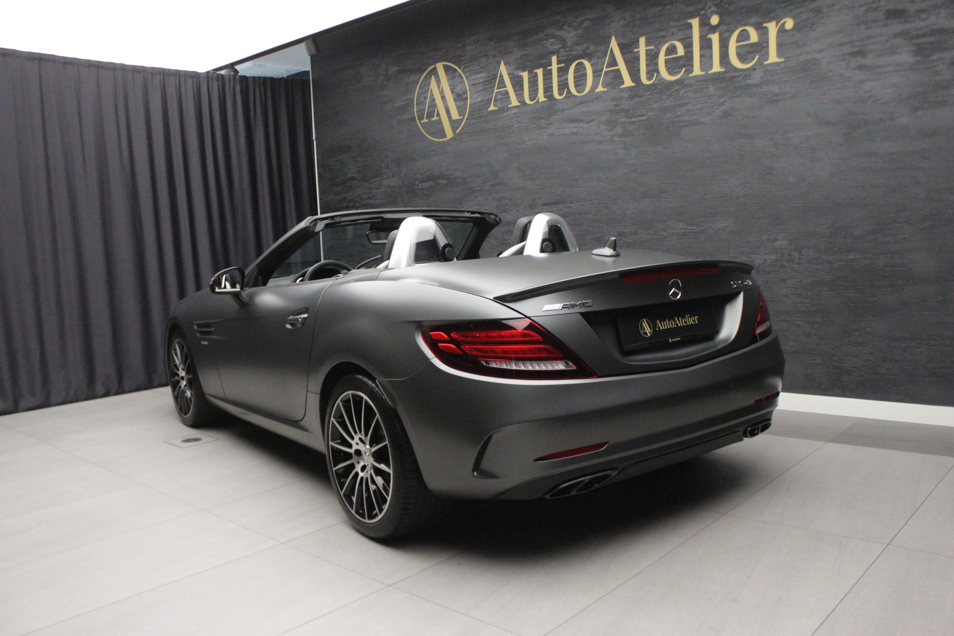 MERCEDES-BENZ SLC 43 AMG 9G-Tronic-image-11