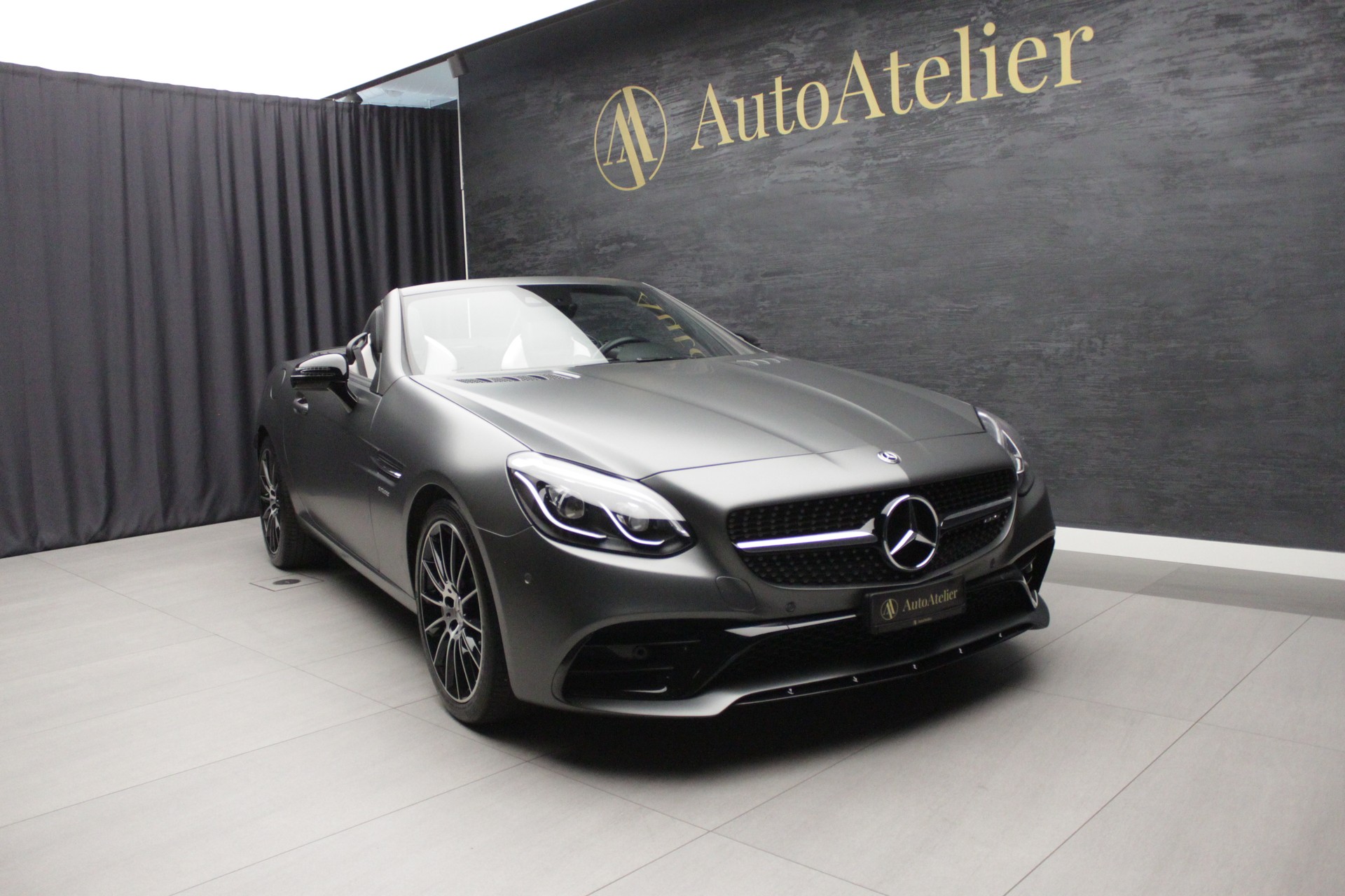 MERCEDES-BENZ SLC 43 AMG 9G-Tronic-image-2