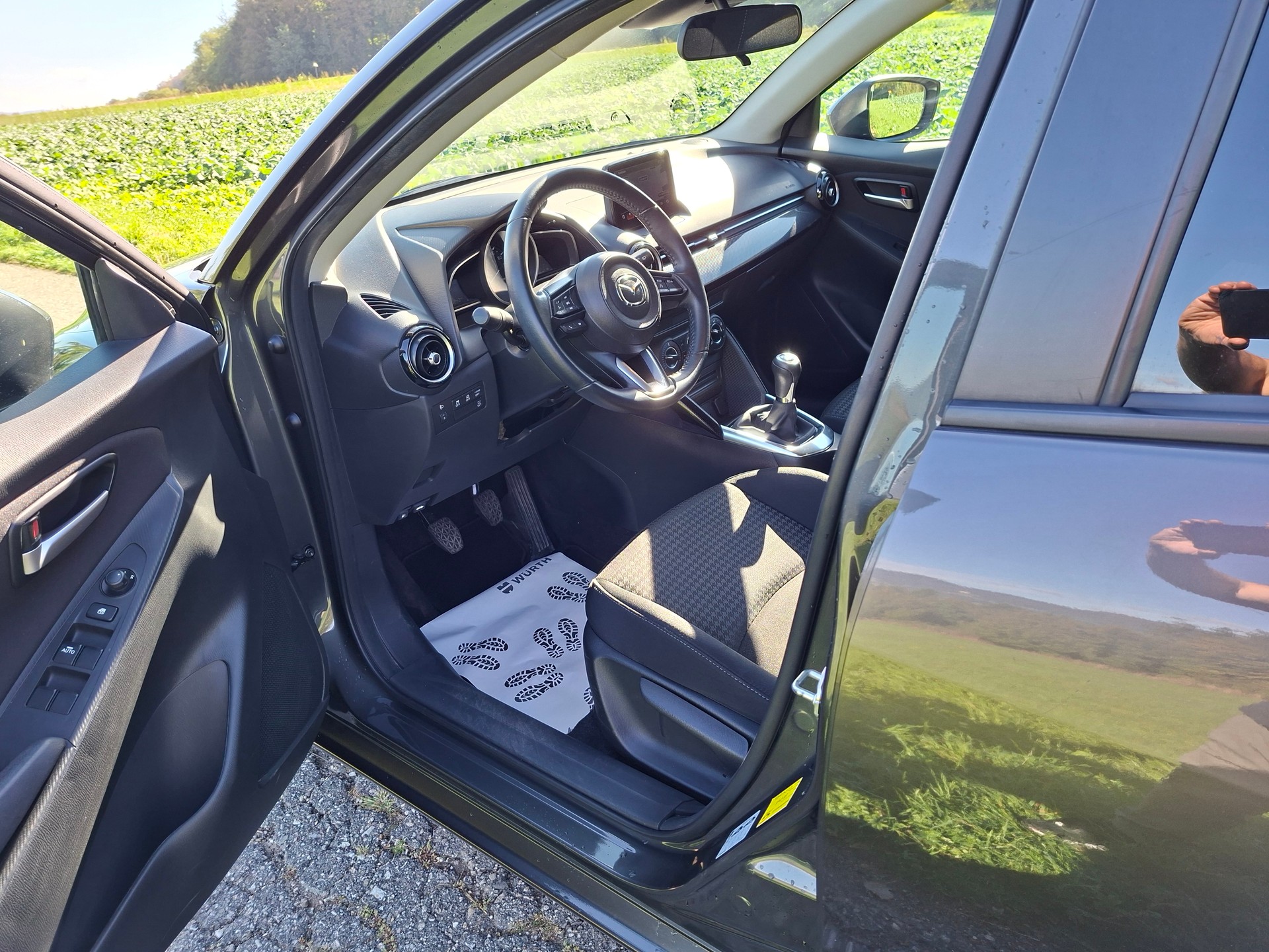 MAZDA 2 SKYACTIV-G 90 Ambition Plus-image-8
