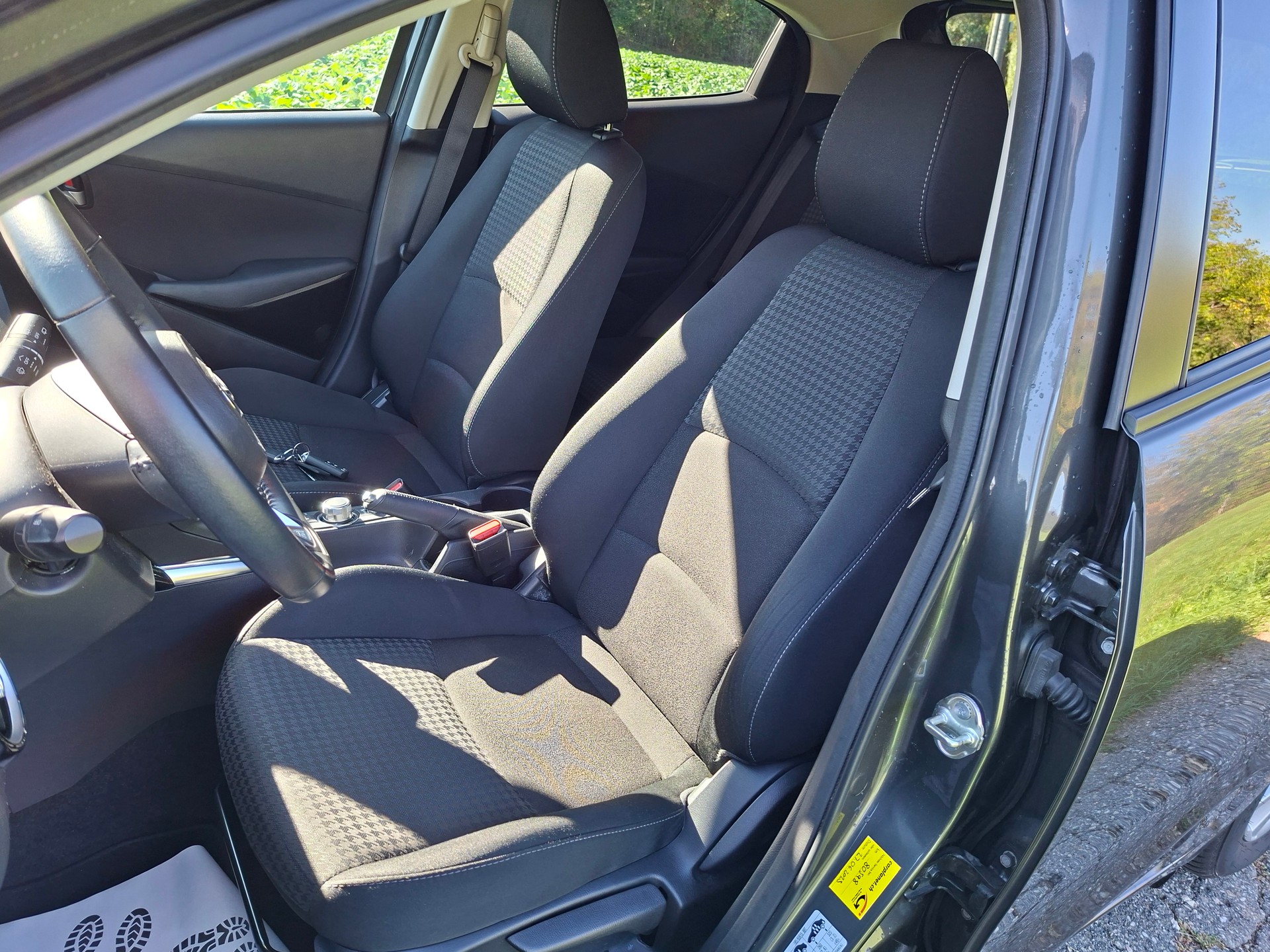 MAZDA 2 SKYACTIV-G 90 Ambition Plus-image-10