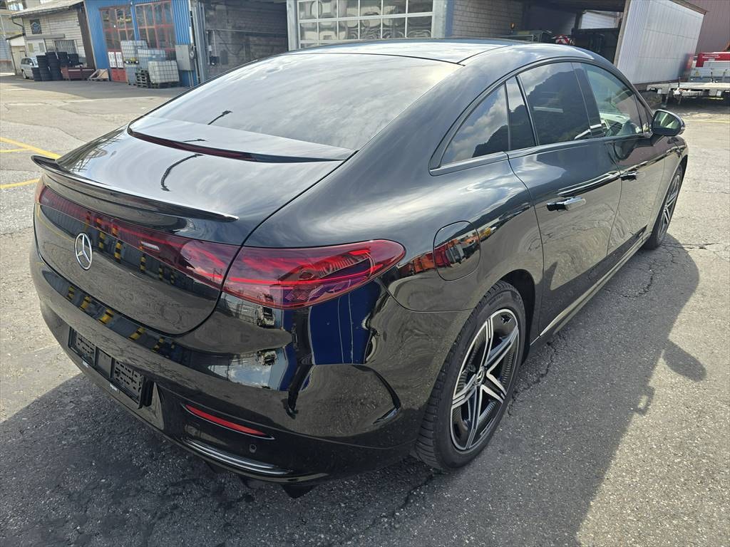 MERCEDES-BENZ EQE 350 4 Matic-image-4