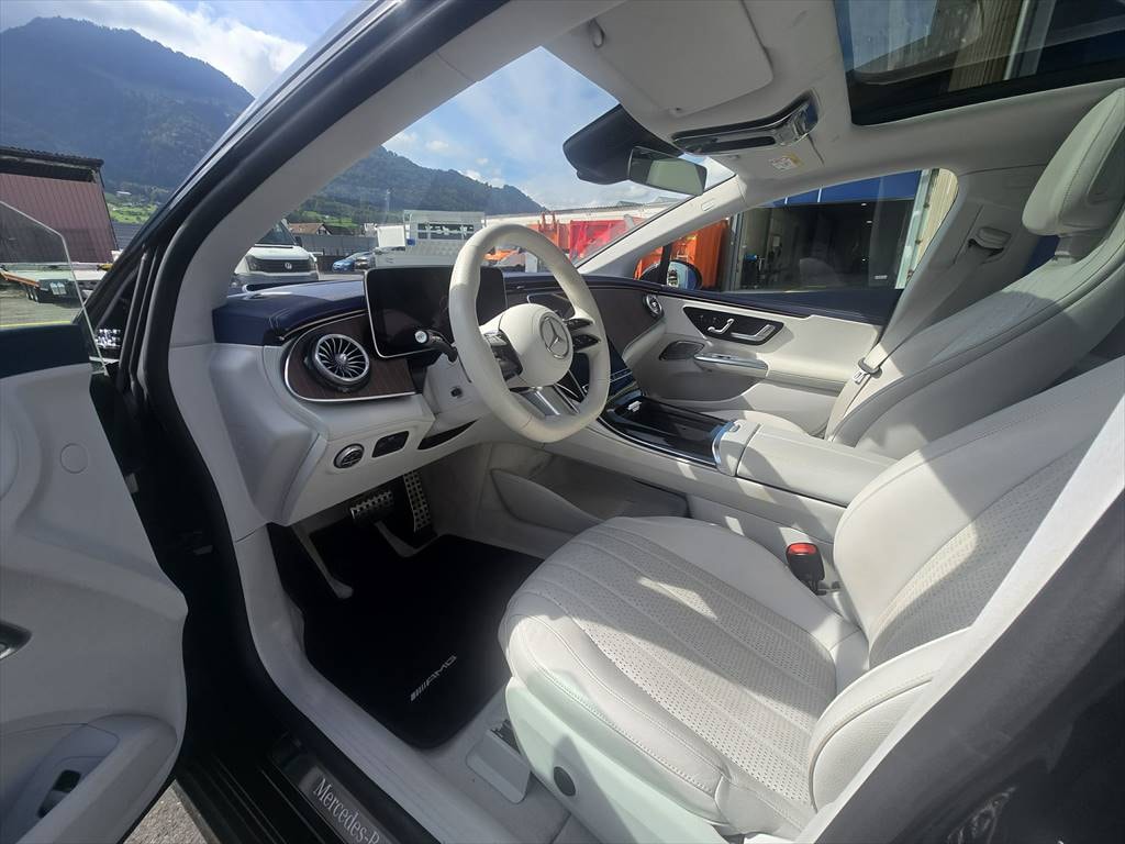 MERCEDES-BENZ EQE 350 4 Matic-image-8
