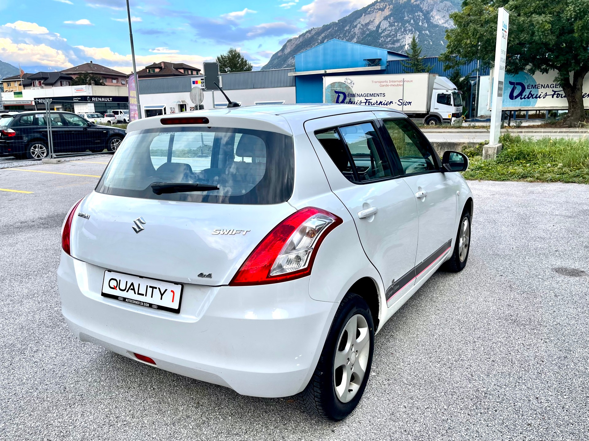 SUZUKI Swift 1.2i 16V GL Top 4x4-image-6