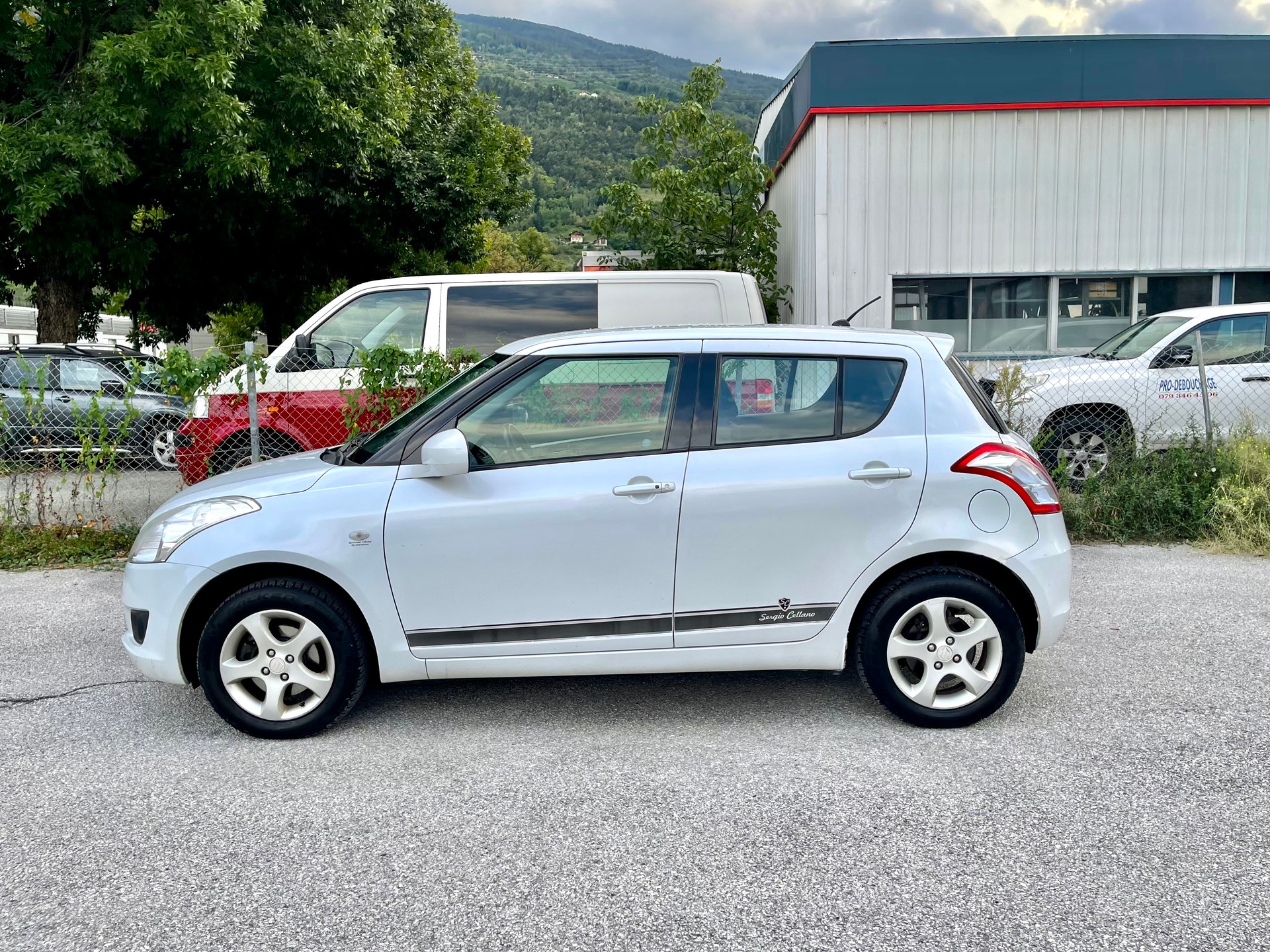 SUZUKI Swift 1.2i 16V GL Top 4x4-image-9