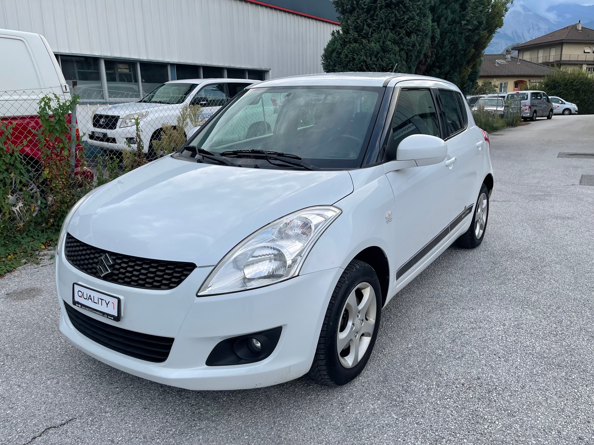SUZUKI Swift 1.2i 16V GL Top 4x4-image-8