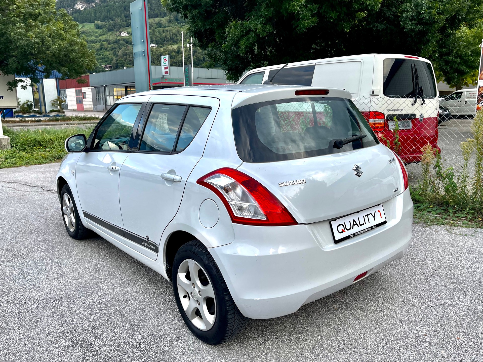 SUZUKI Swift 1.2i 16V GL Top 4x4-image-4