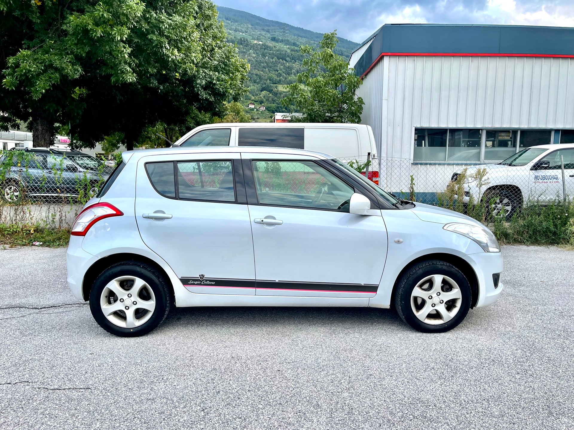SUZUKI Swift 1.2i 16V GL Top 4x4-image-21