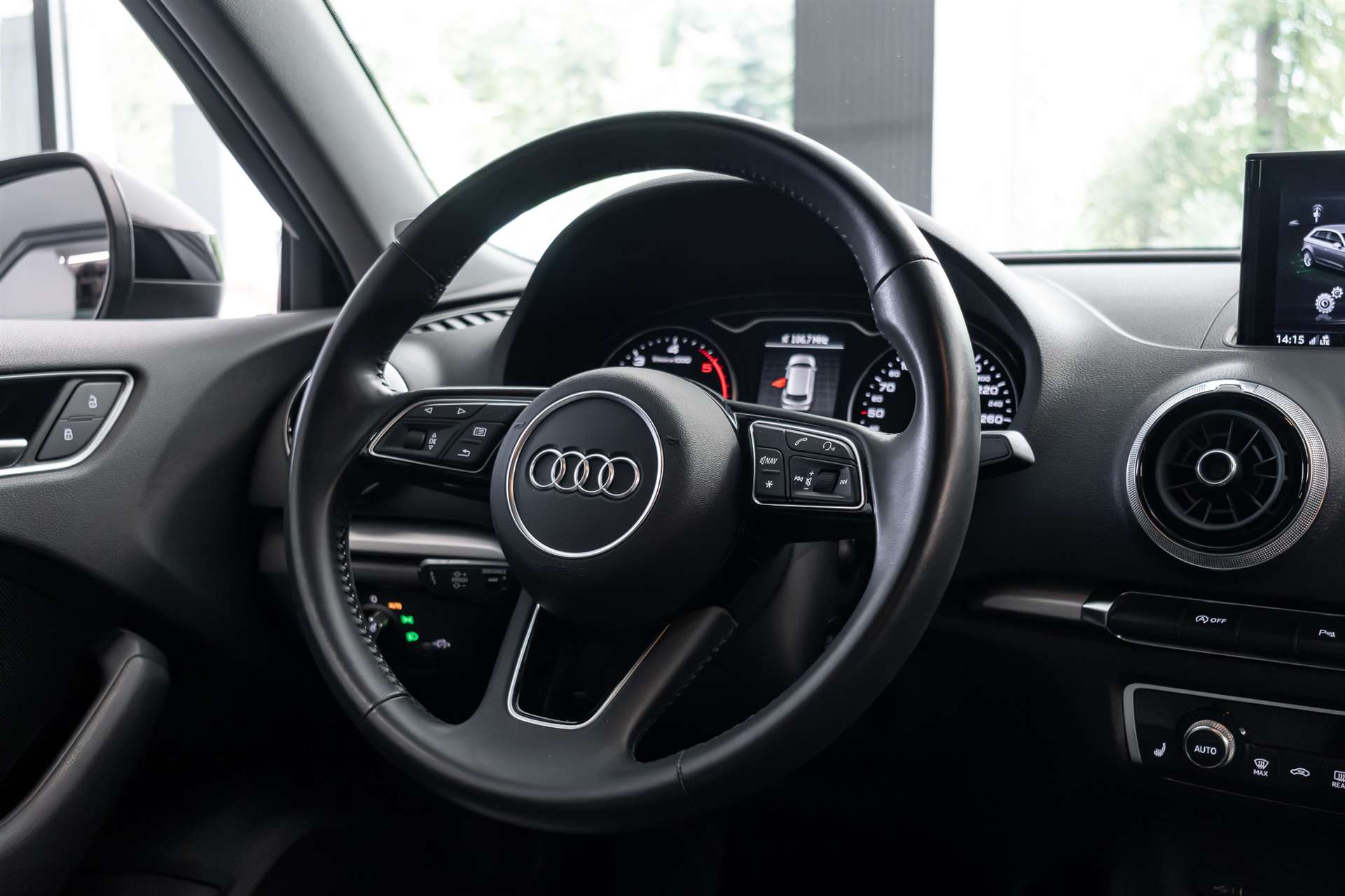 AUDI A3 Sportback 2.0 TDI S-tronic-image-6