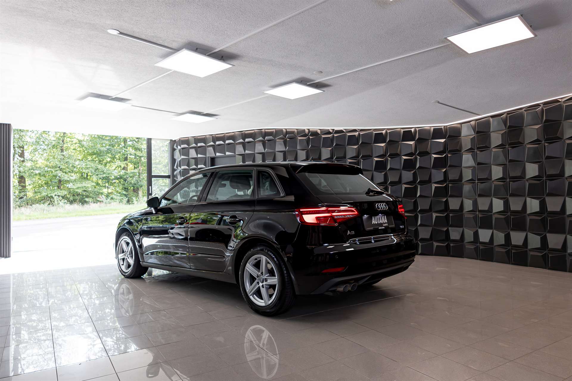 AUDI A3 Sportback 2.0 TDI S-tronic-image-2