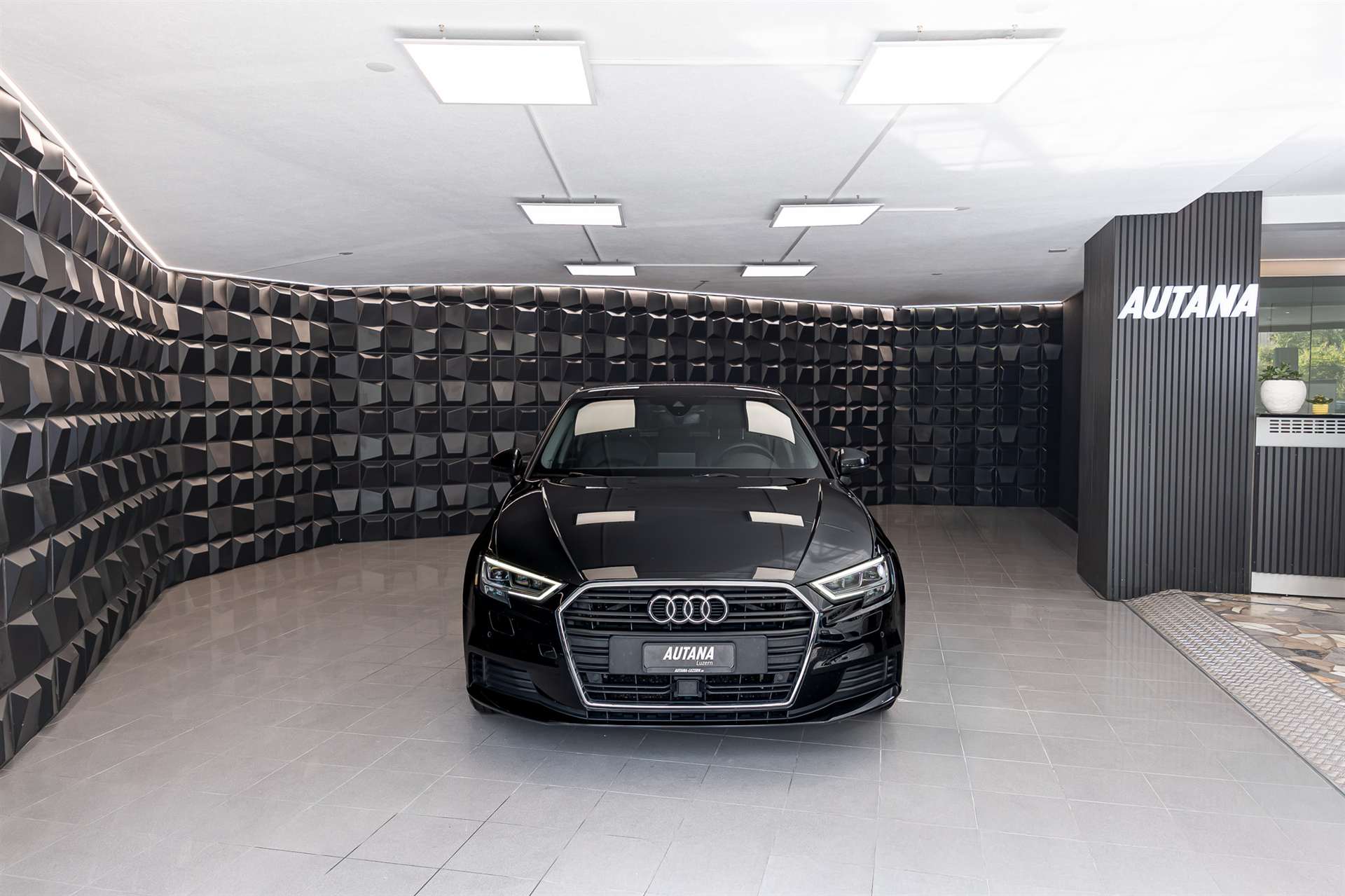 AUDI A3 Sportback 2.0 TDI S-tronic-image-3