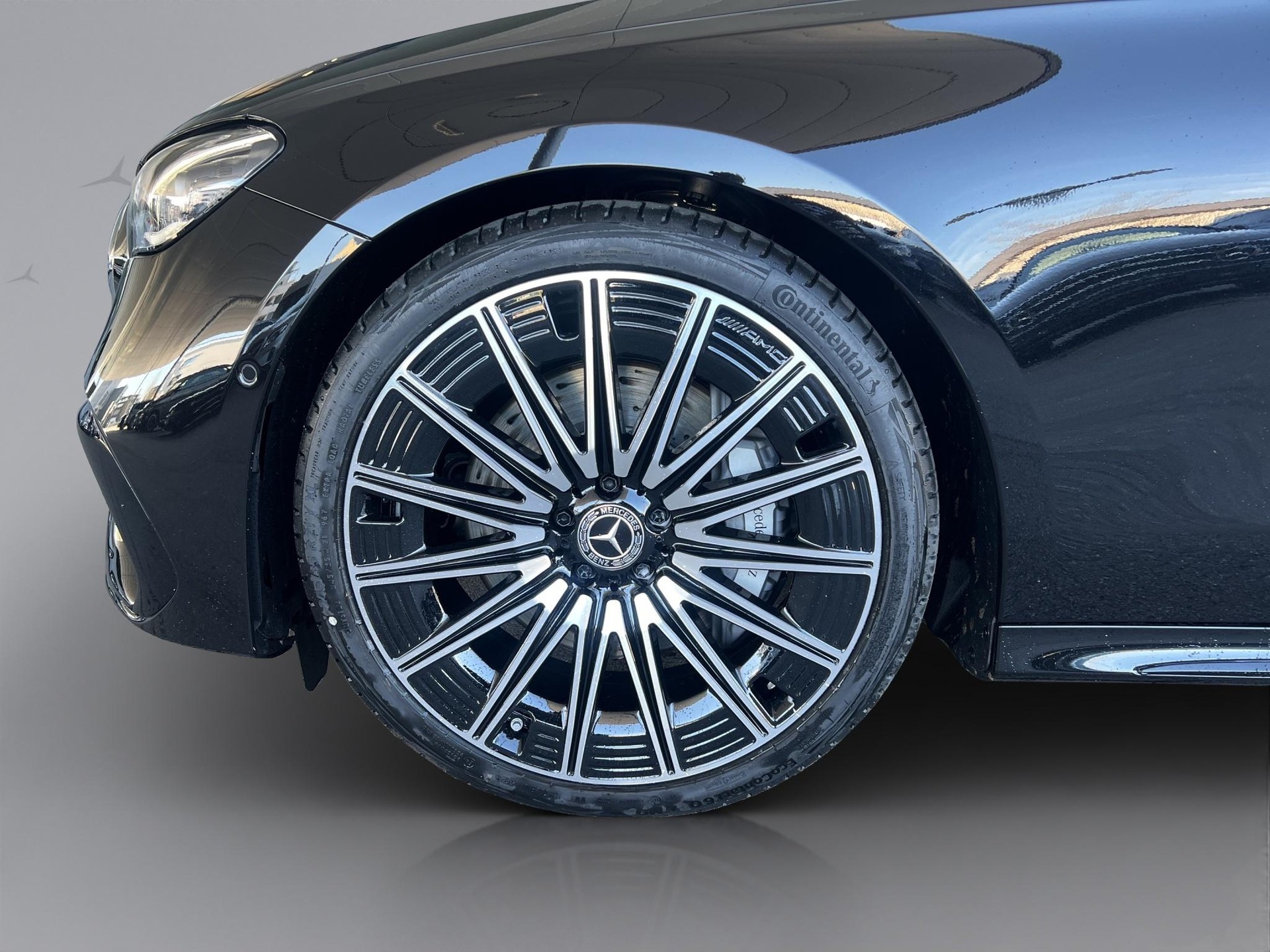 MERCEDES-BENZ E-Klasse W214 E 450 d AMG Line 4matic-image-3