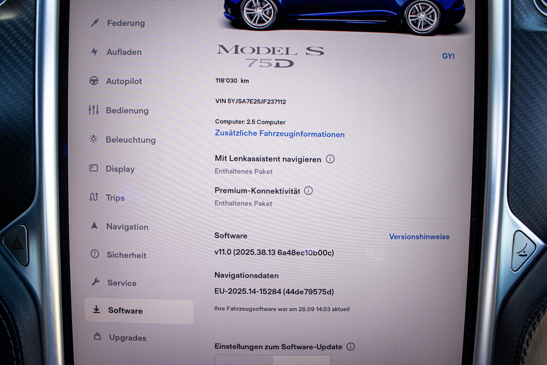 TESLA Model S 75 D-image-21
