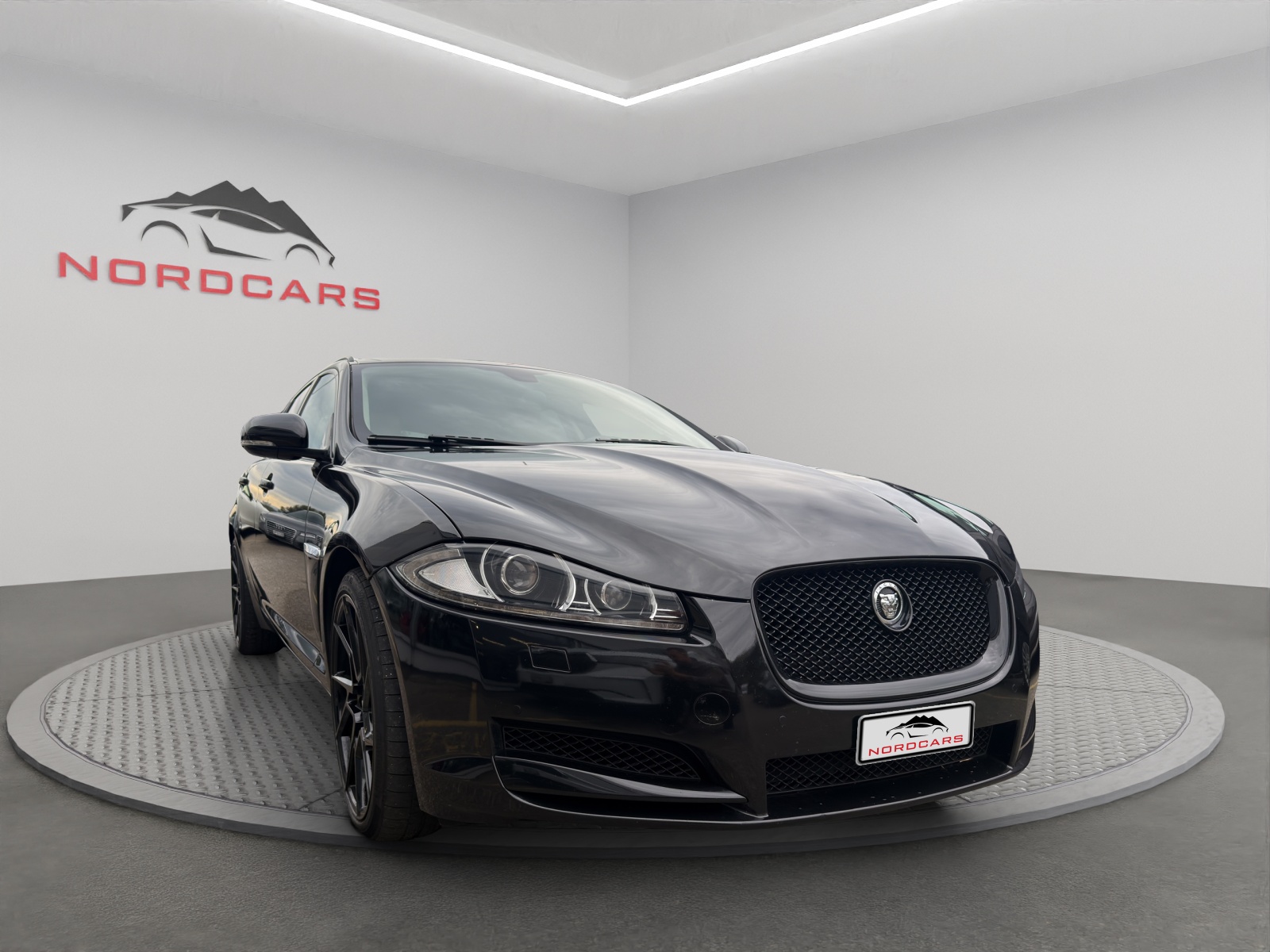 JAGUAR XF Sportbrake 3.0d S V6 Luxury-image-4