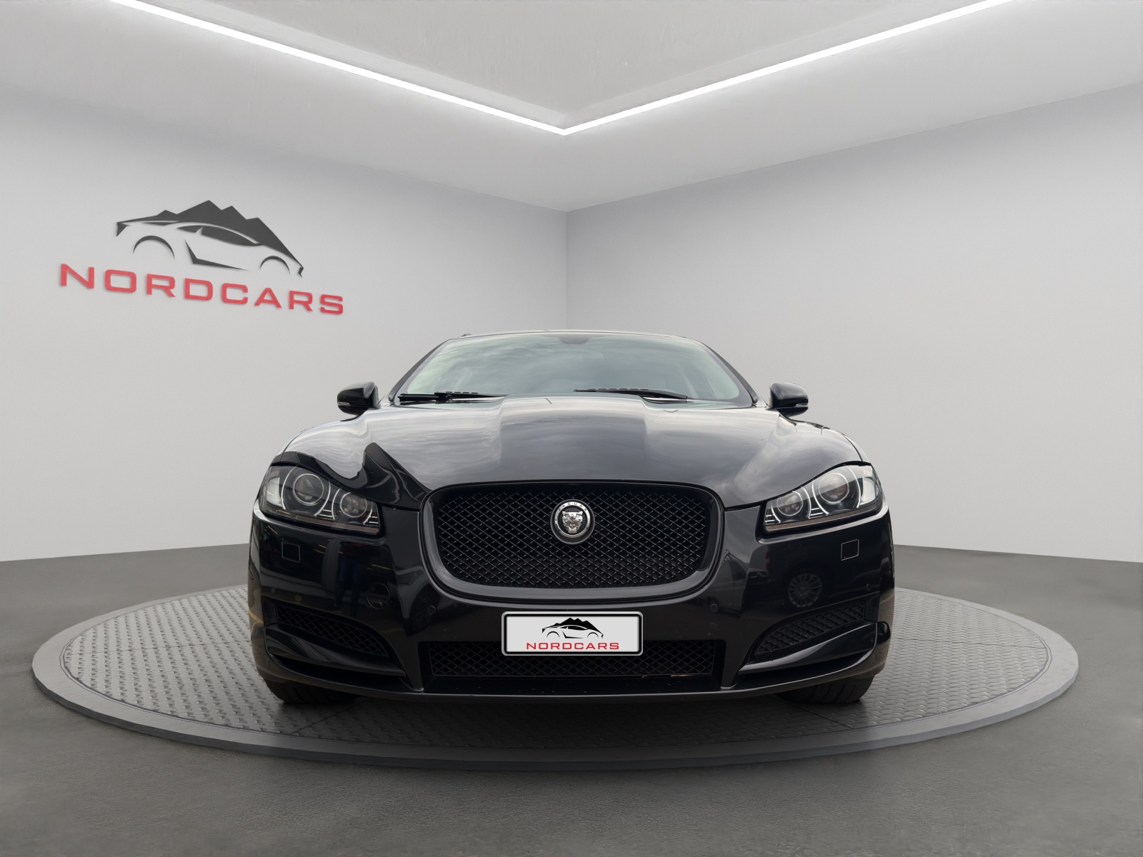 JAGUAR XF Sportbrake 3.0d S V6 Luxury-image-5