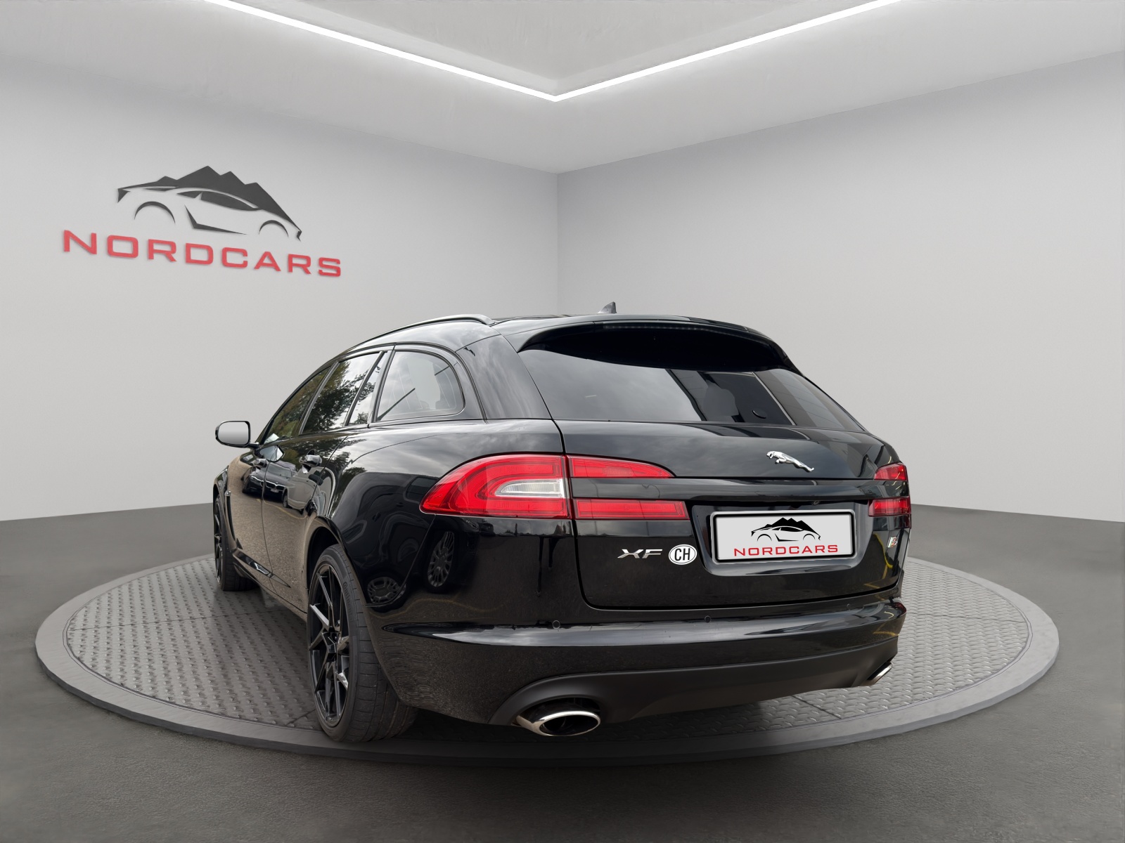 JAGUAR XF Sportbrake 3.0d S V6 Luxury-image-1