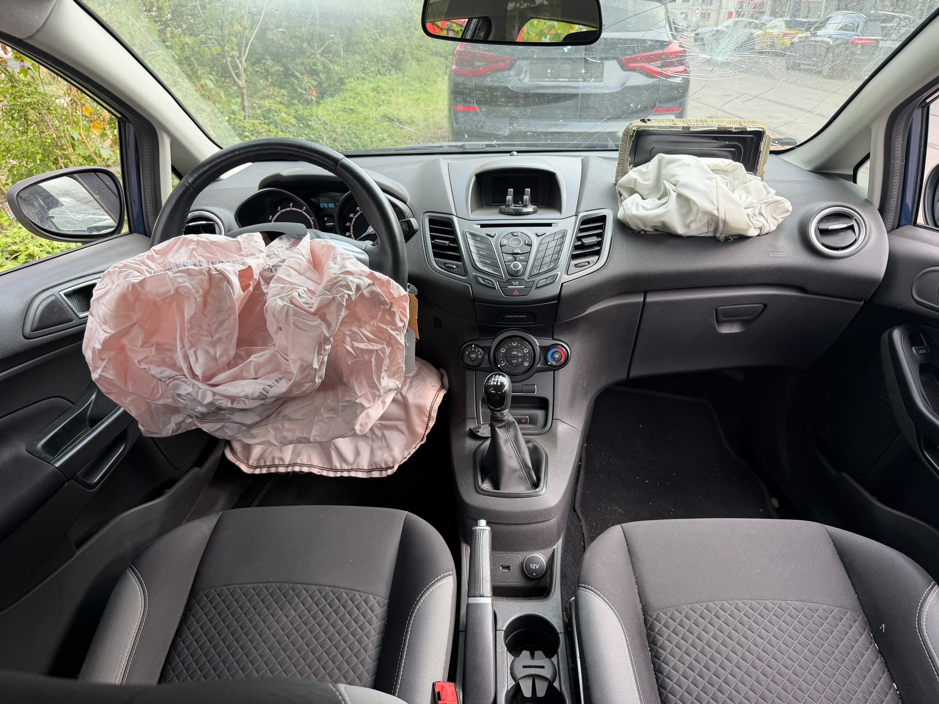 FORD Fiesta 1.0 SCTi Trend-image-5