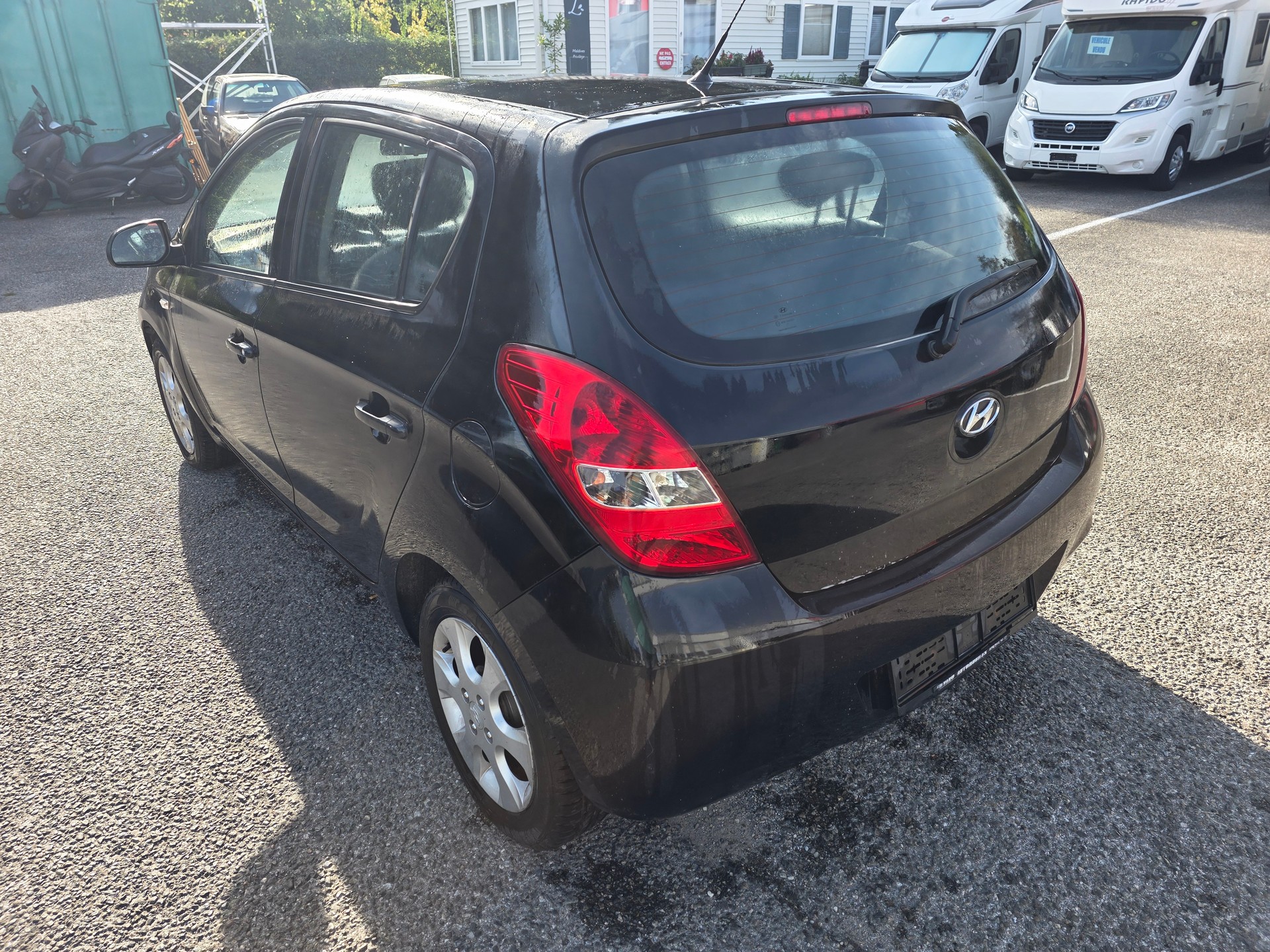 HYUNDAI i20 1.4 Style-image-5