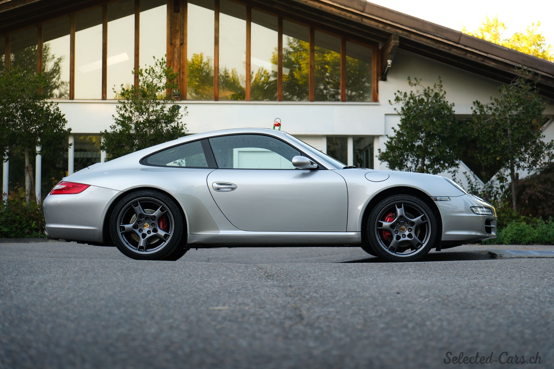 PORSCHE 911 Carrera S-image-4