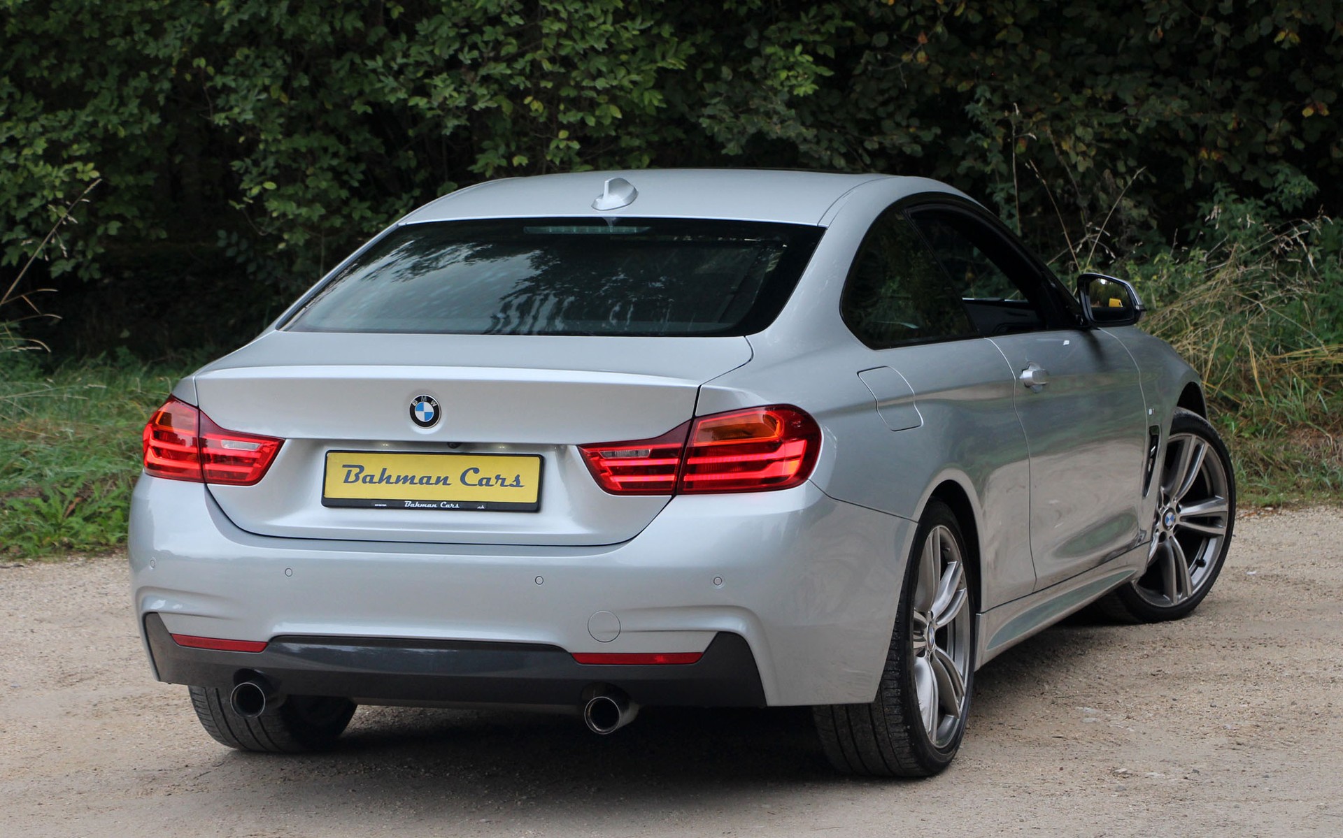 BMW 435i Coupé xDrive Steptronic M-Sport Pack-image-31
