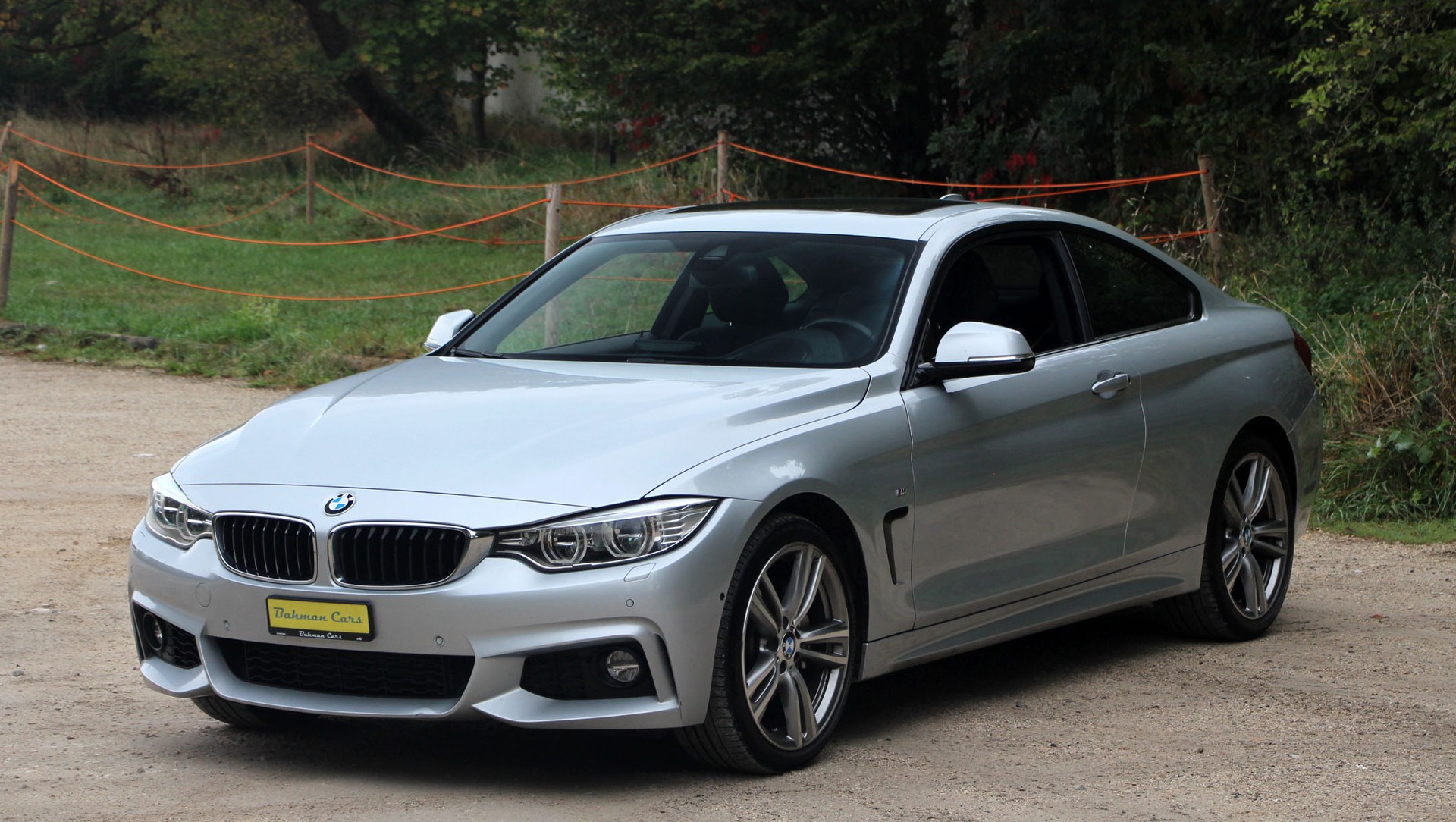 BMW 435i Coupé xDrive Steptronic M-Sport Pack-image-4