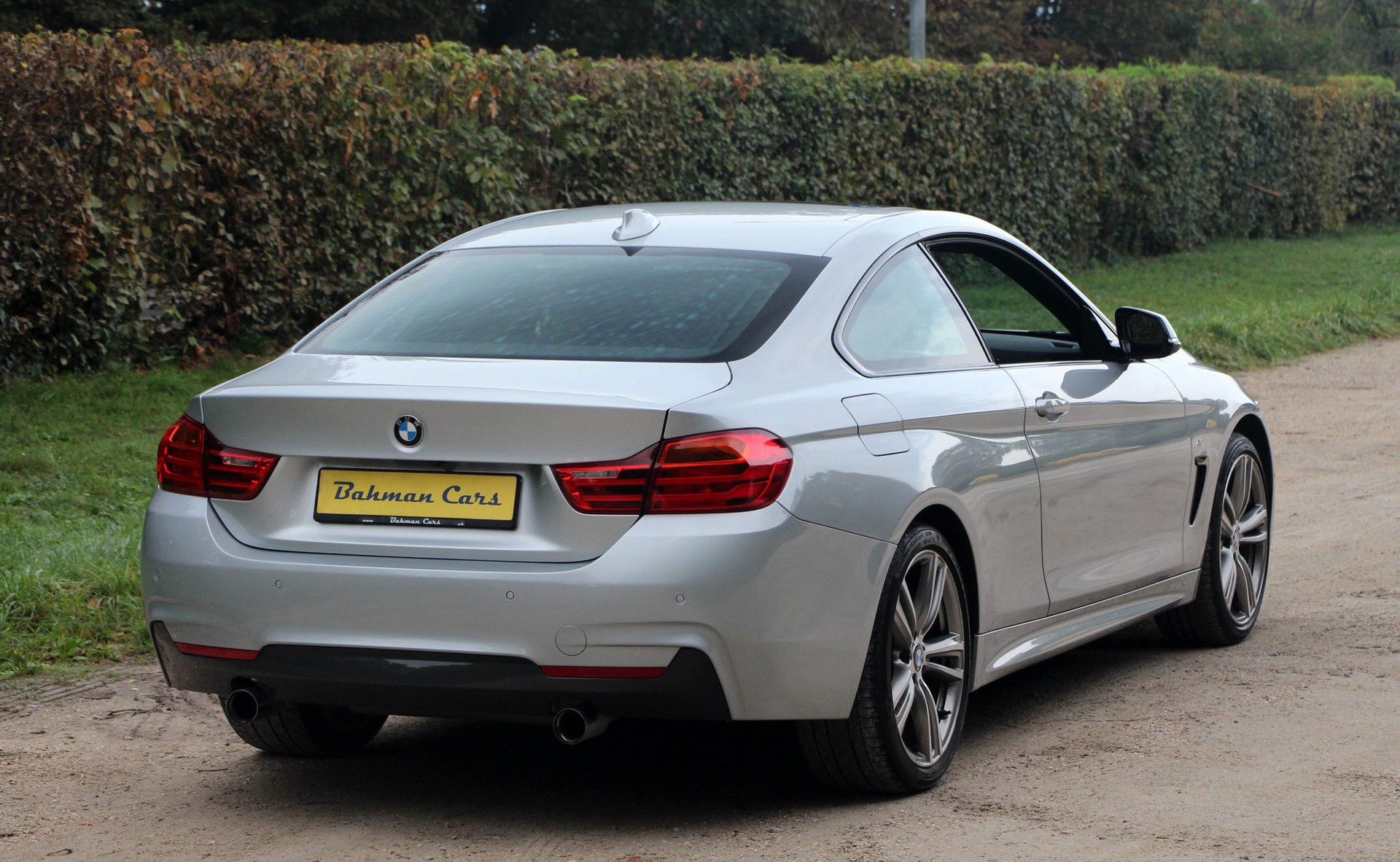 BMW 435i Coupé xDrive Steptronic M-Sport Pack-image-27