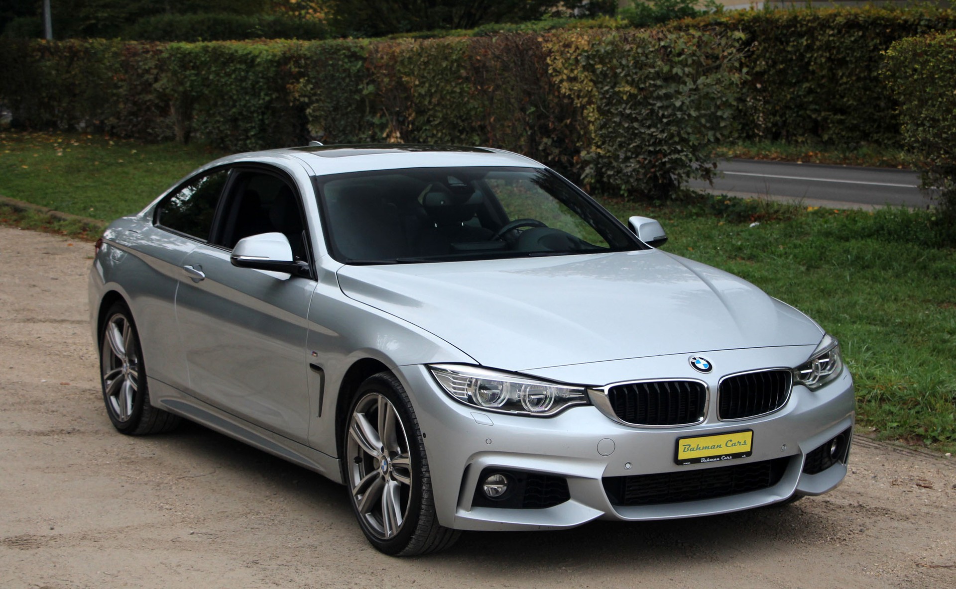 BMW 435i Coupé xDrive Steptronic M-Sport Pack-image-28