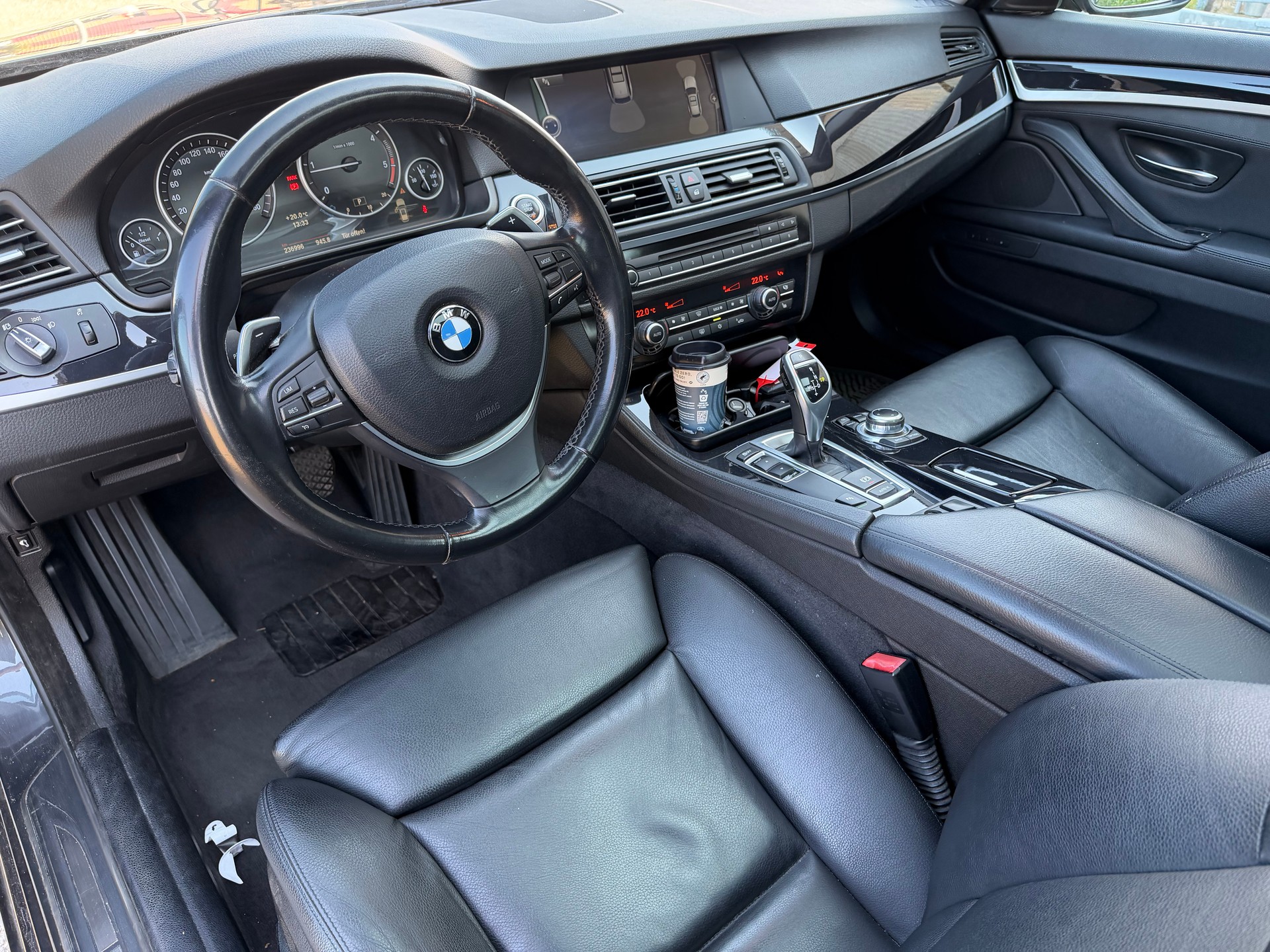 BMW 520d Touring Steptronic-image-10