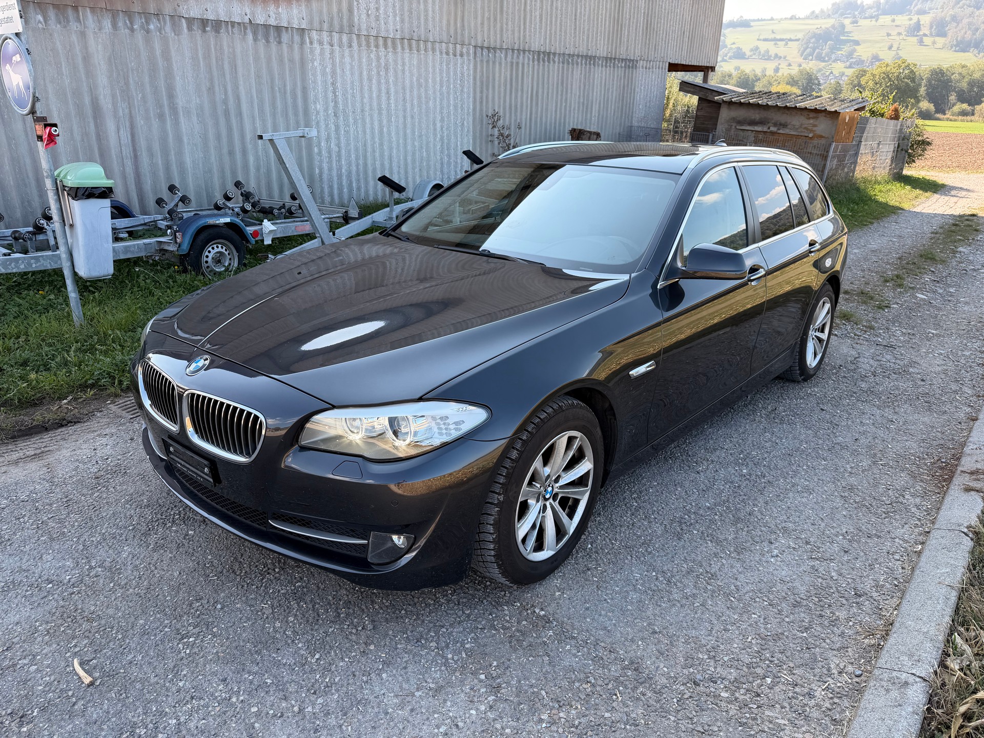 BMW 520d Touring Steptronic-image-1