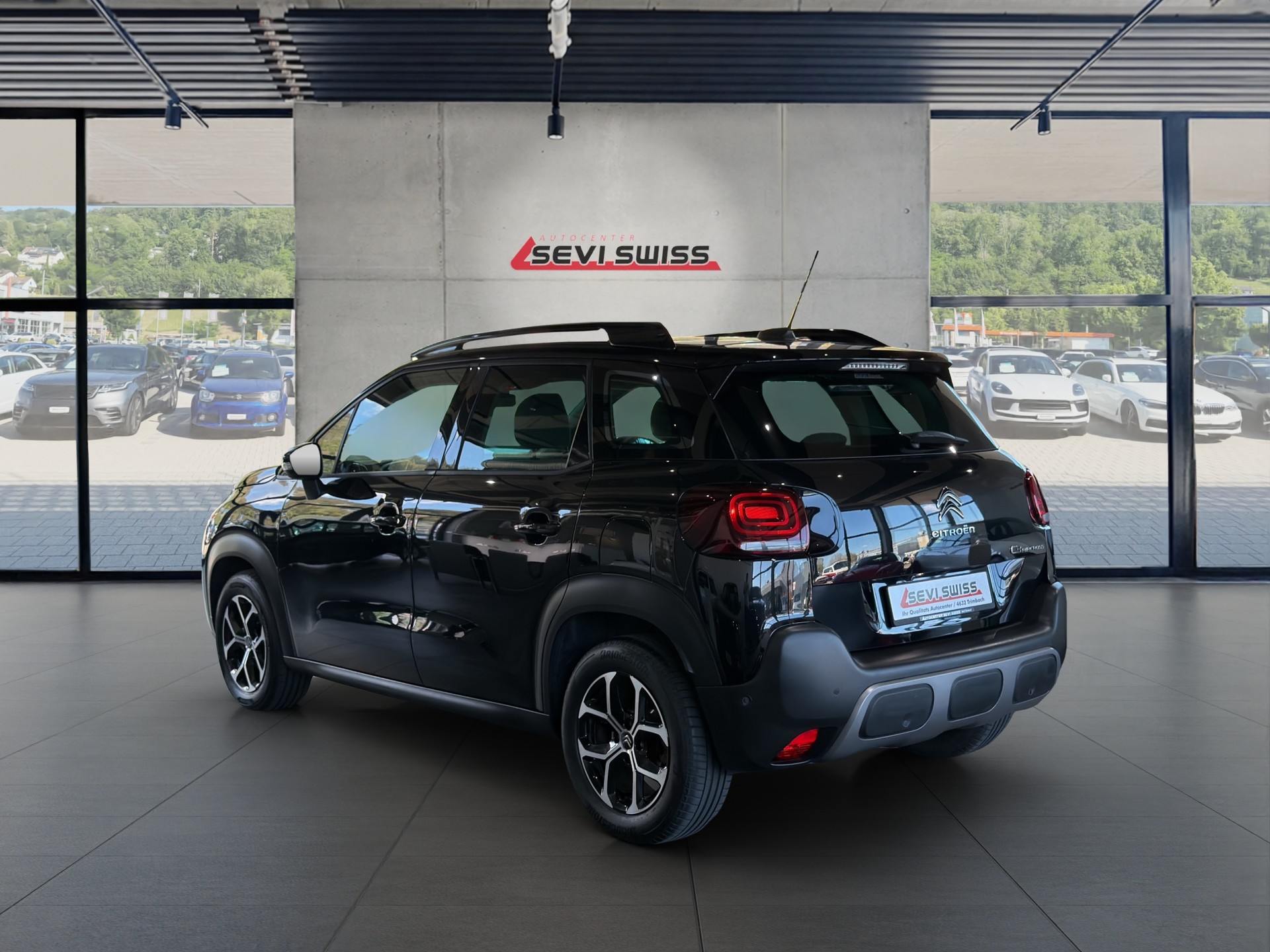 CITROEN C3 Aircross 1.2i PureTech Shine EAT*Frisch ab MFK,1 Jahr oder 20'000km Garantie auf Motor und Getriebe*-image-3