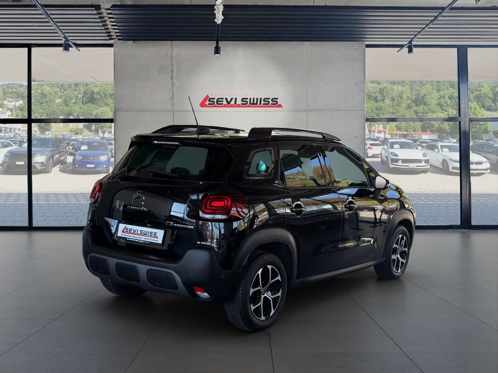CITROEN C3 Aircross 1.2i PureTech Shine EAT*Frisch ab MFK,1 Jahr oder 20'000km Garantie auf Motor und Getriebe*-image-2