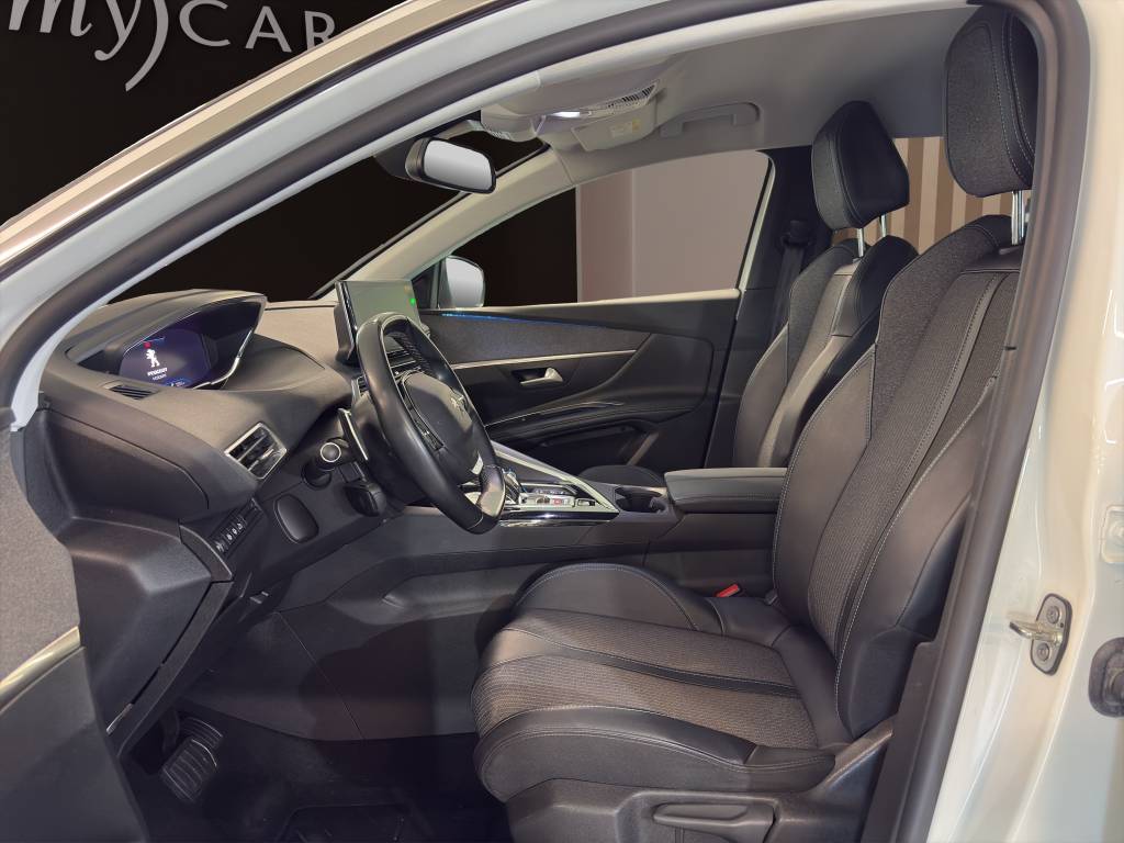 PEUGEOT 3008 1.2 PureTech Allure Pack EAT8-image-5