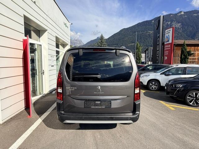 PEUGEOT Rifter Long 1.2 PureTech 130 Allure Pack 7P-image-13