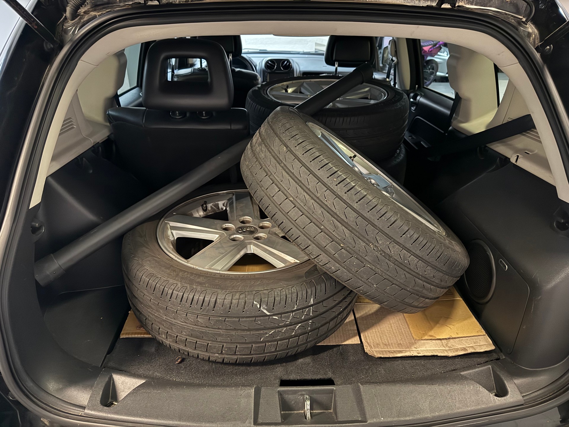 JEEP Compass 2.4 Limited CVT-image-11