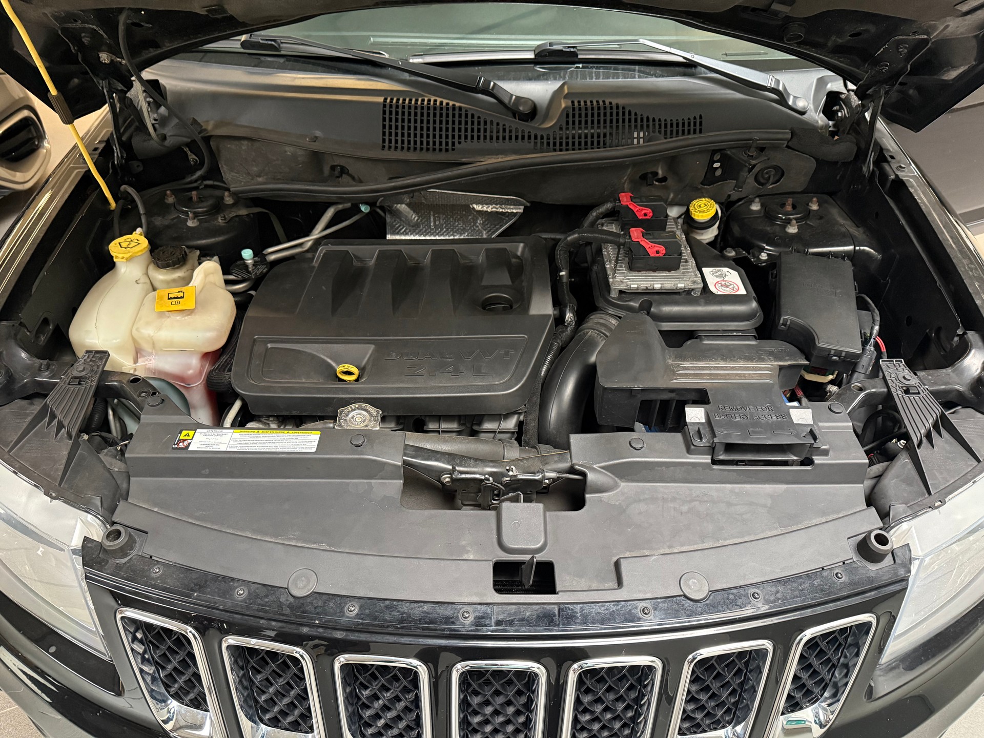 JEEP Compass 2.4 Limited CVT-image-20