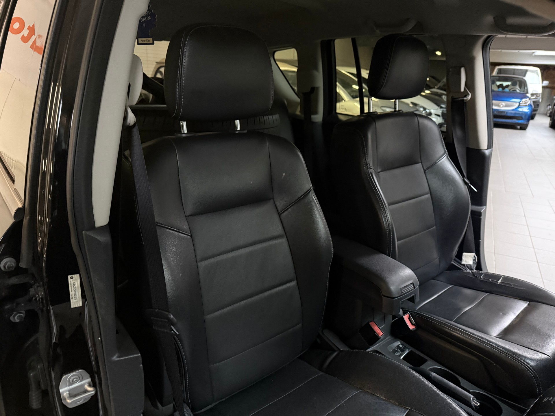 JEEP Compass 2.4 Limited CVT-image-18