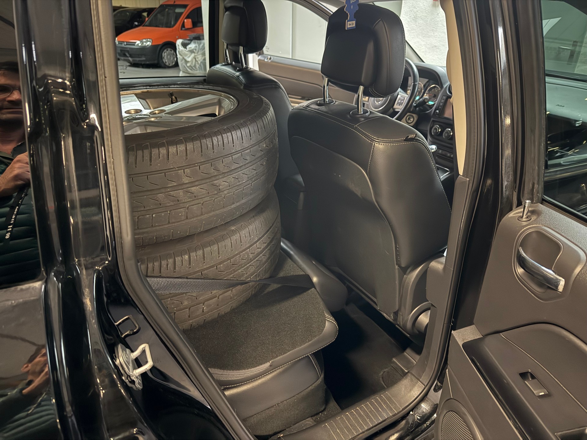 JEEP Compass 2.4 Limited CVT-image-19