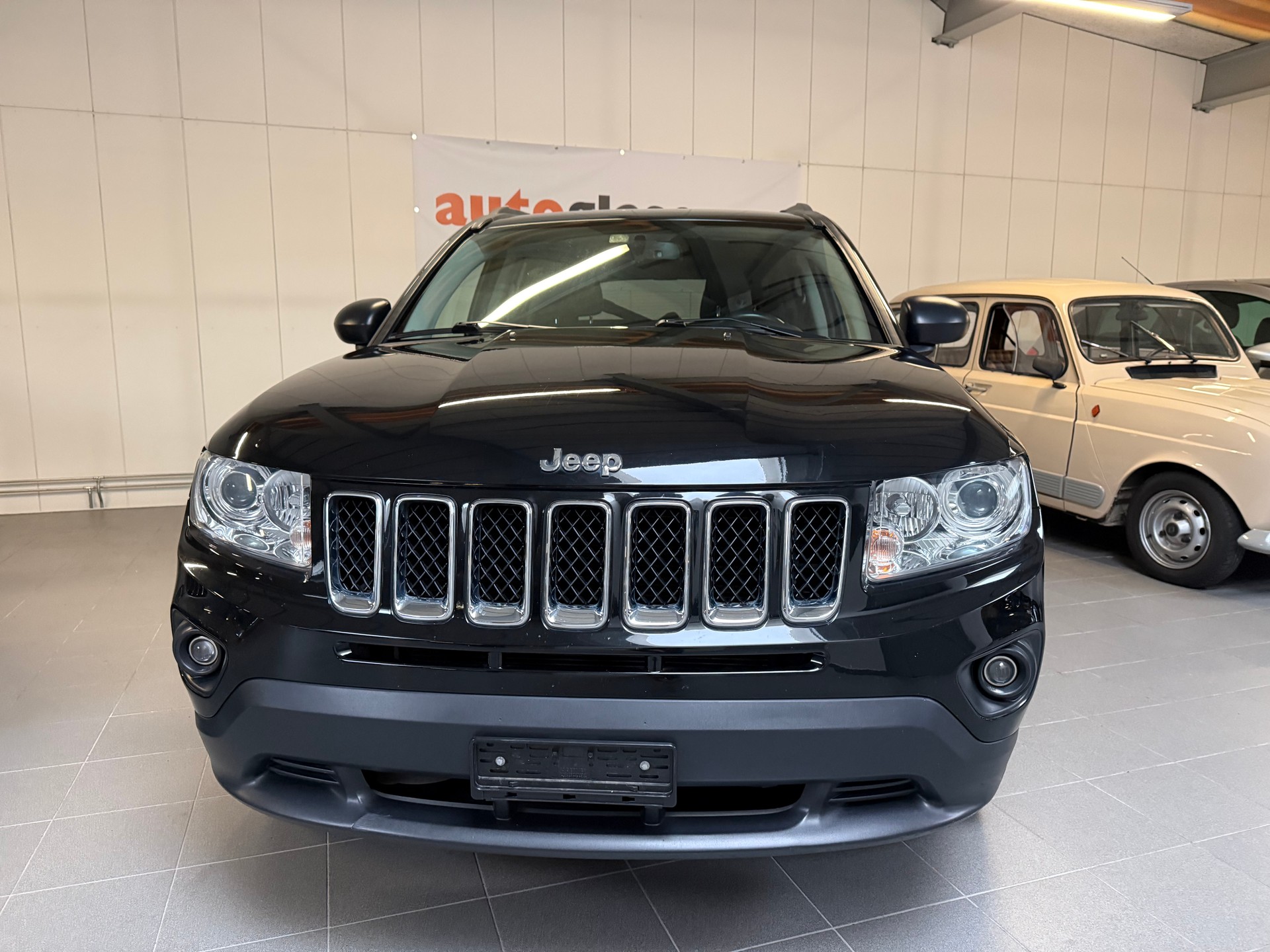 JEEP Compass 2.4 Limited CVT-image-3