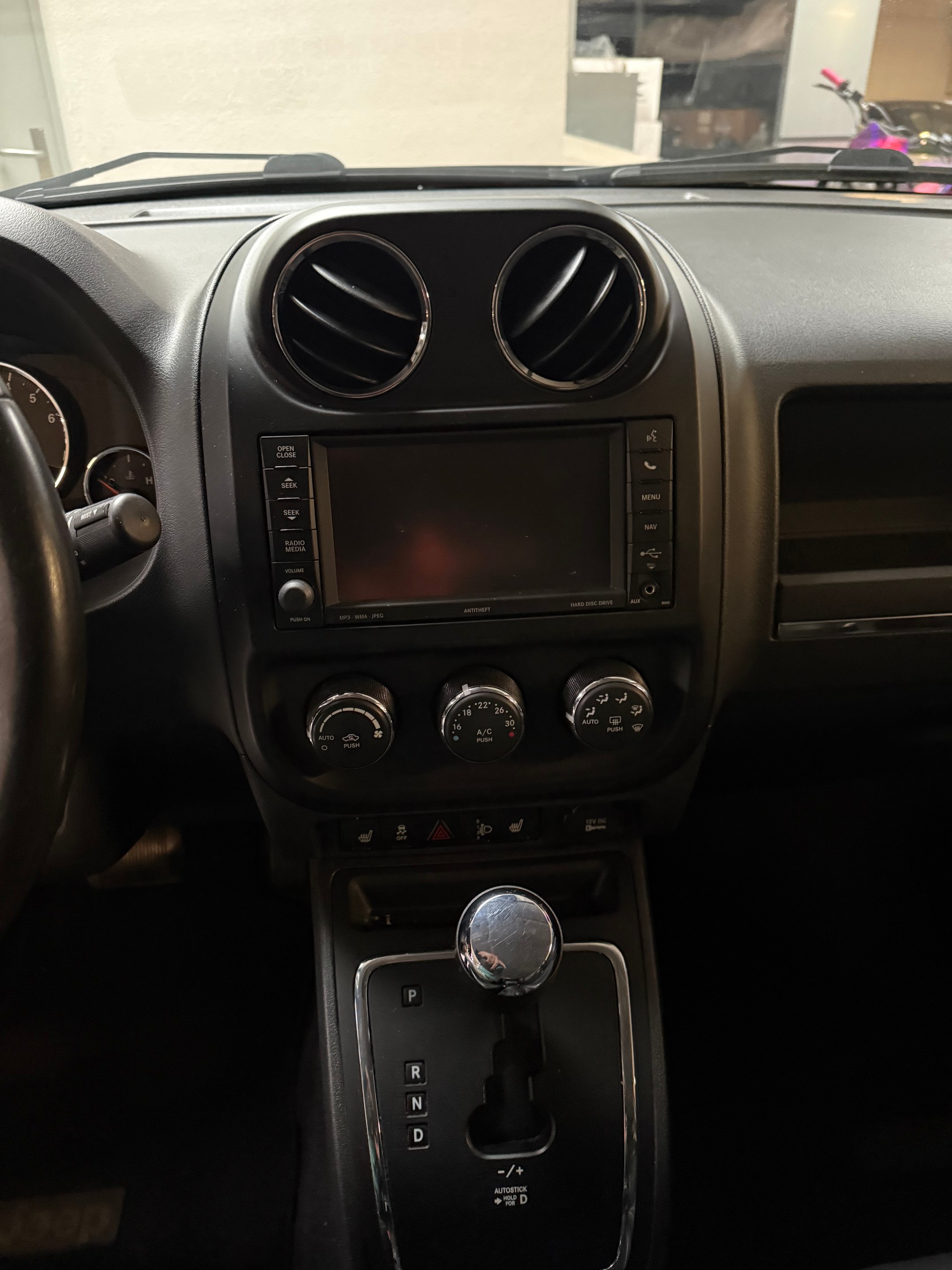 JEEP Compass 2.4 Limited CVT-image-15