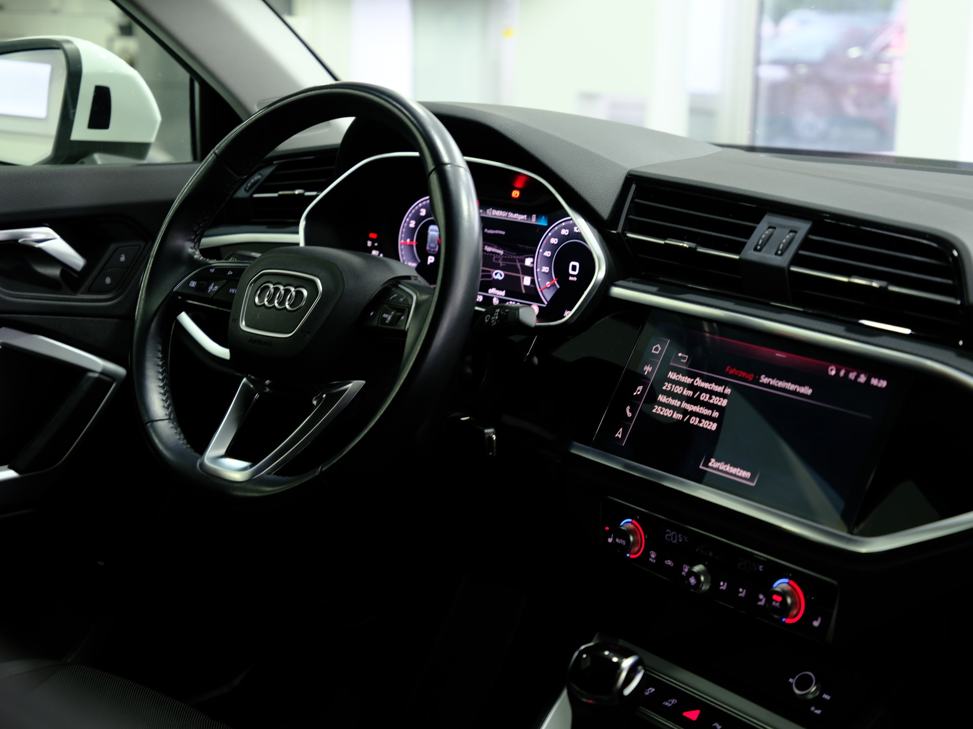 AUDI Q3 35 TFSI S-tronic *ACC* *Rückfahrkamera*-image-17