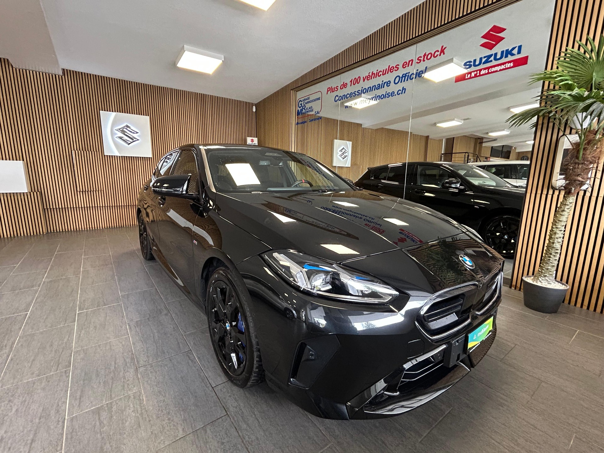 BMW 1er Reihe F70 M135i xDrive-image-1