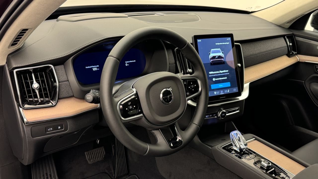 VOLVO XC90 T8 AWD PluginHybrid Ultra Dark Geartronic-image-6