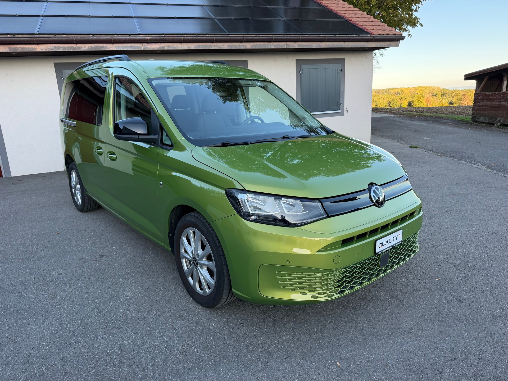 VW Caddy Maxi 2.0 TDI Liberty 4Motion-image-2