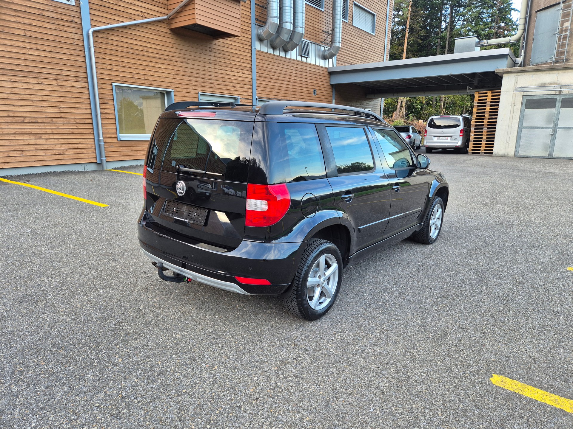 SKODA Yeti 1.8 TSI Ambition 4x4-image-3
