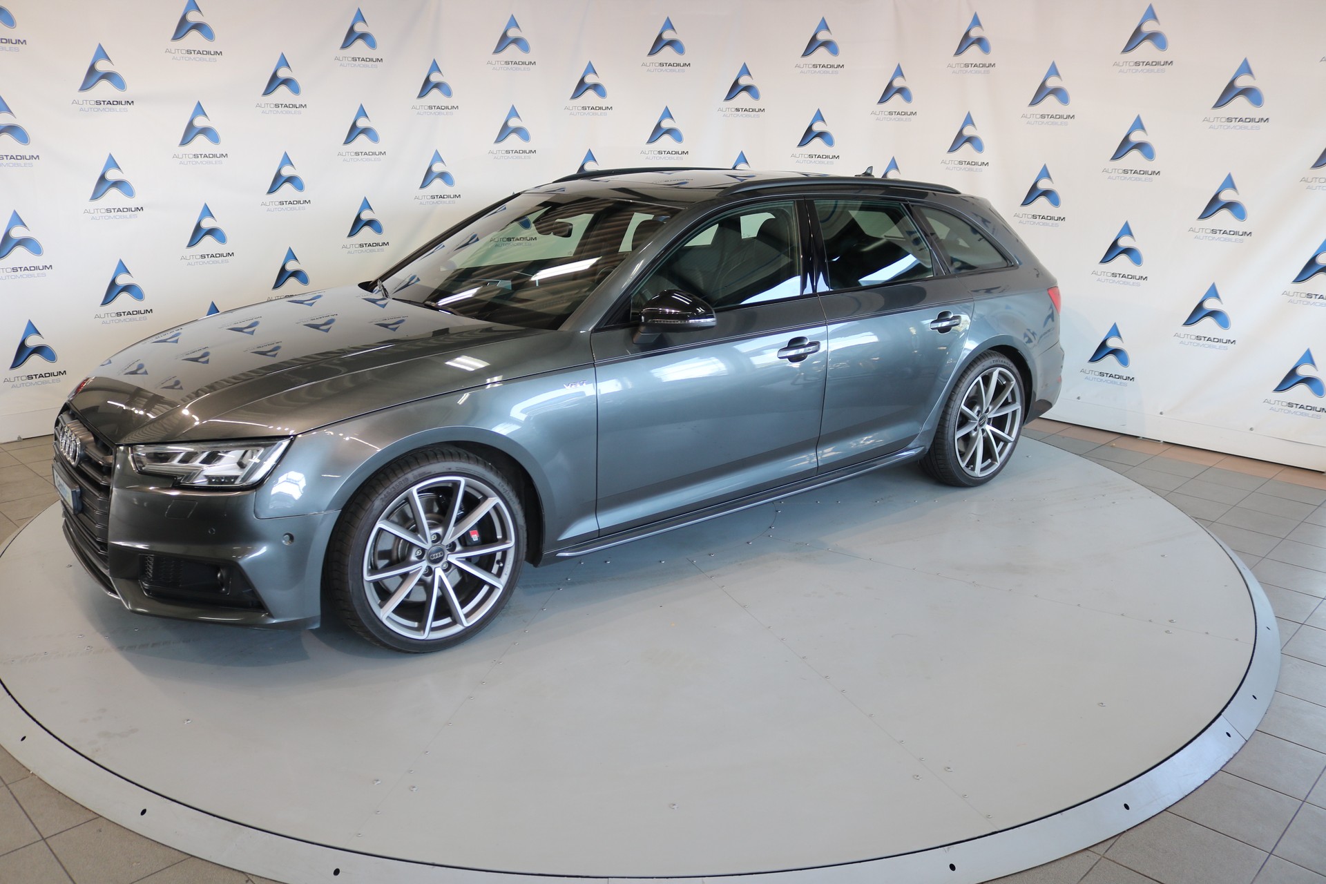 AUDI S4 Avant 3.0 TFSI quattro tiptronic-image-6