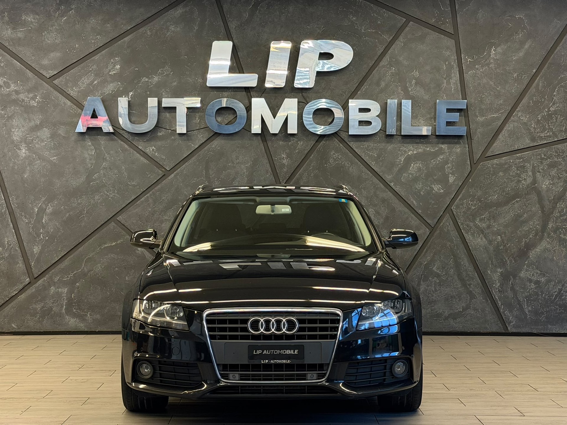 AUDI A4 Avant 2.0 TDI multitronic-image-1