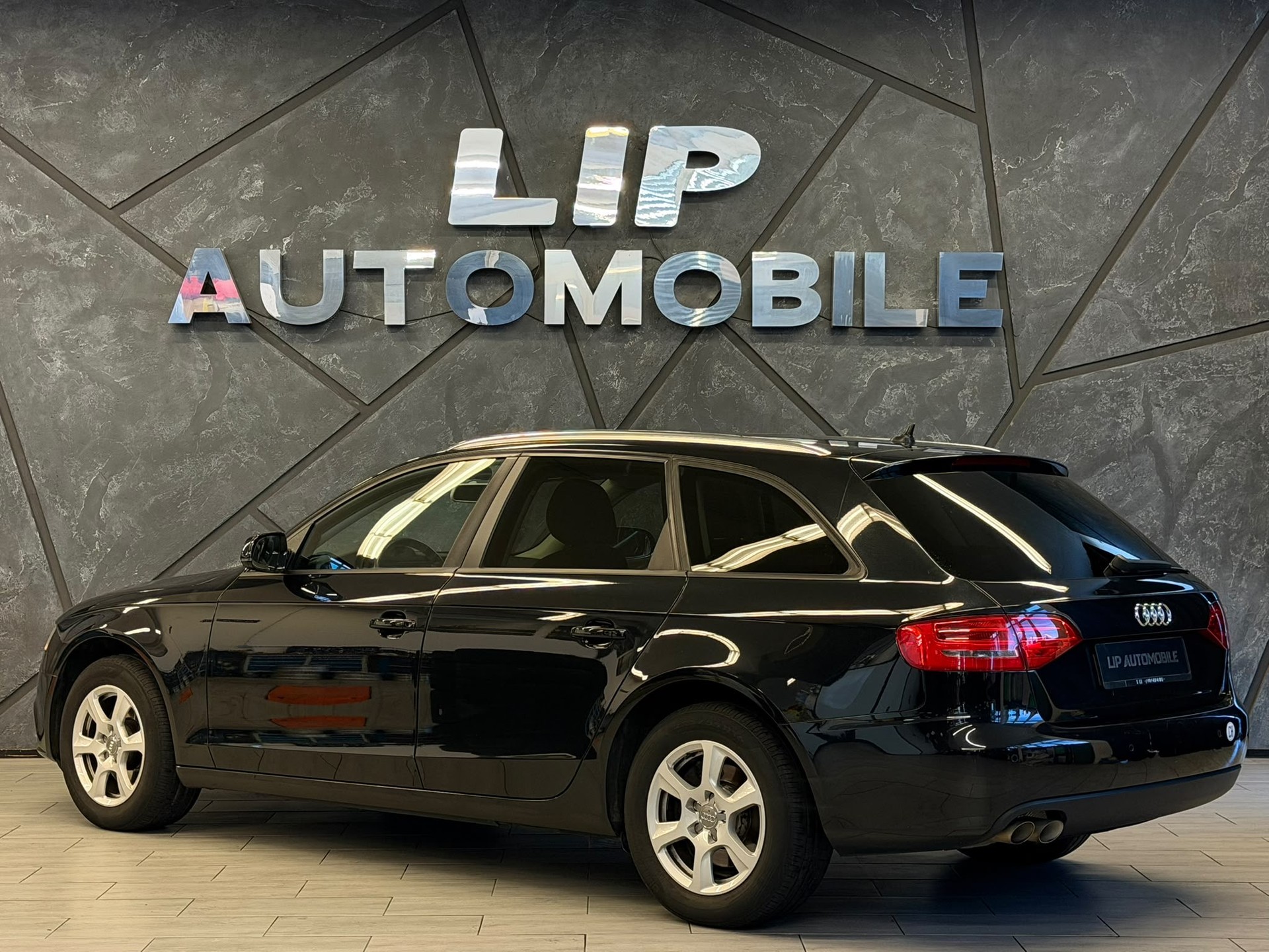 AUDI A4 Avant 2.0 TDI multitronic-image-7