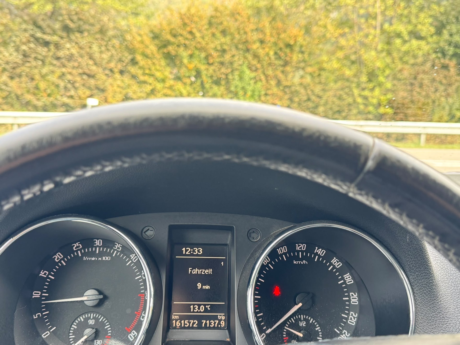 SKODA Yeti 2.0 TDI Ambition 4x4-image-8