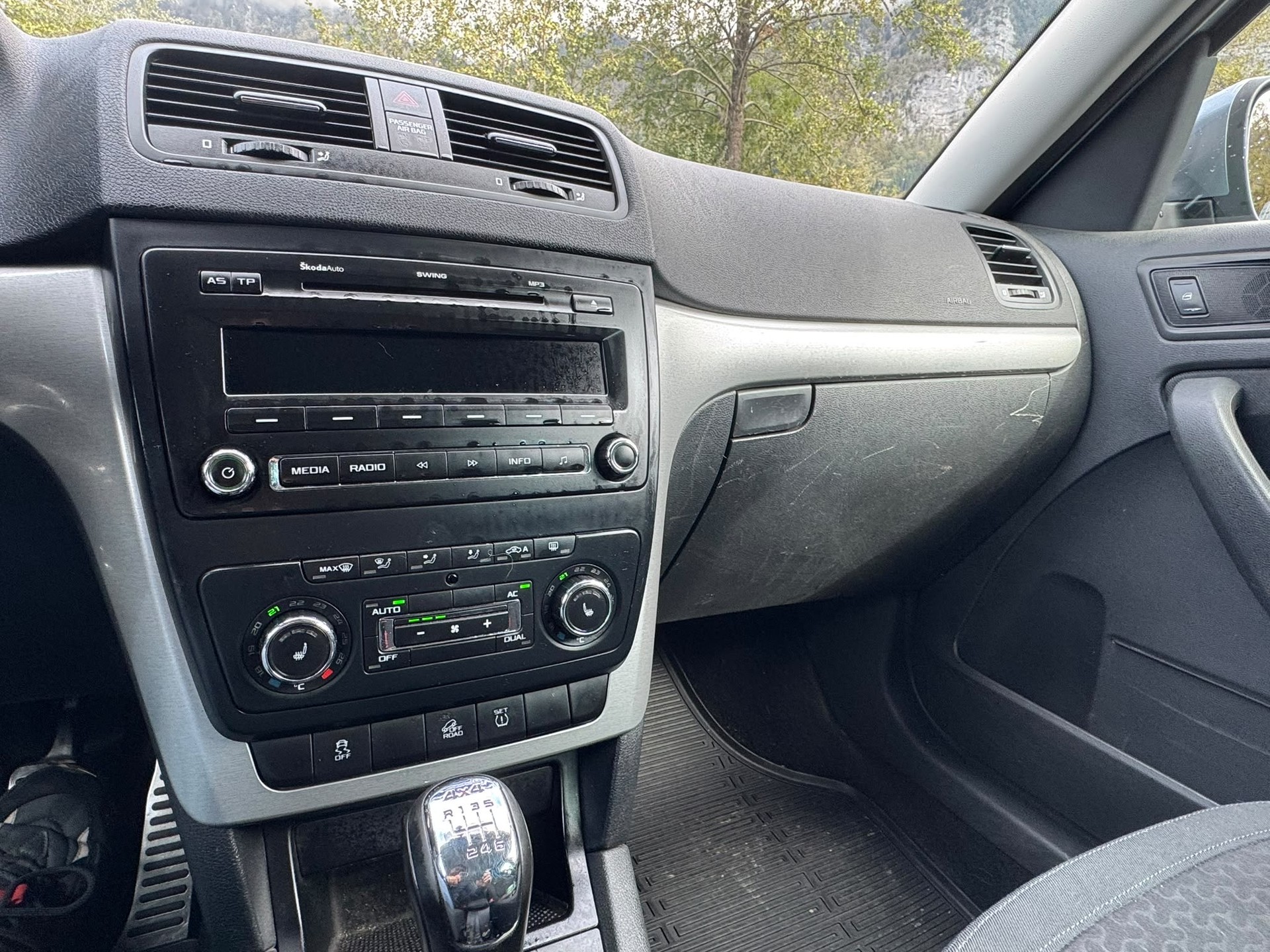 SKODA Yeti 2.0 TDI Ambition 4x4-image-7